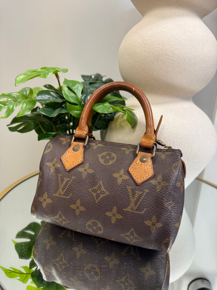 Louis Vuitton Monogram Nano Speedy