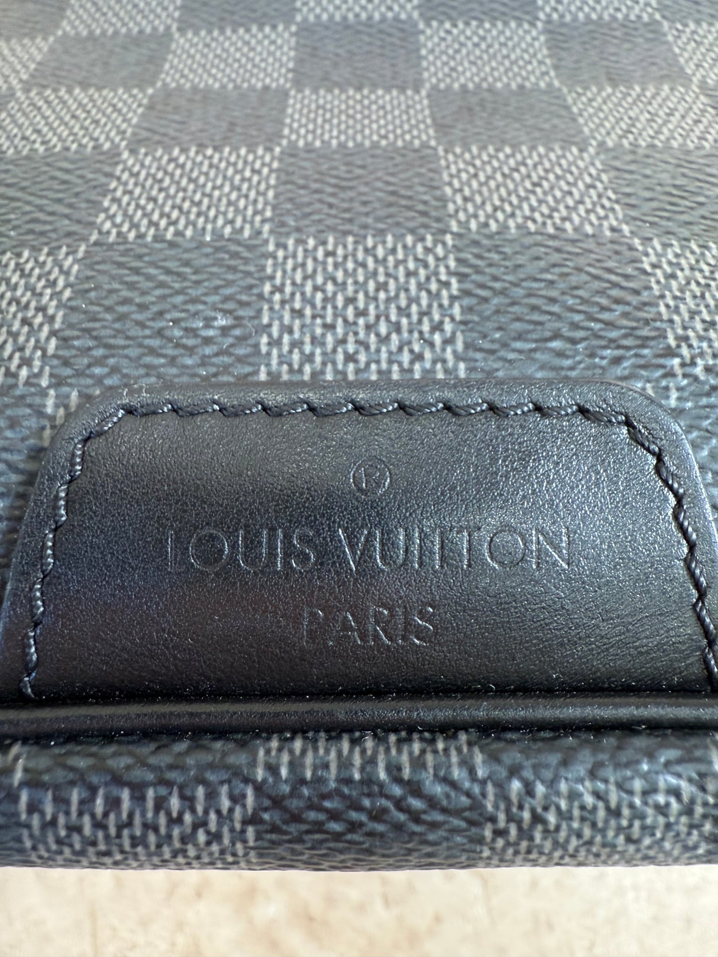 Louis Vuitton Damier Graphite Discovery Bumbag Blue Grey Strap