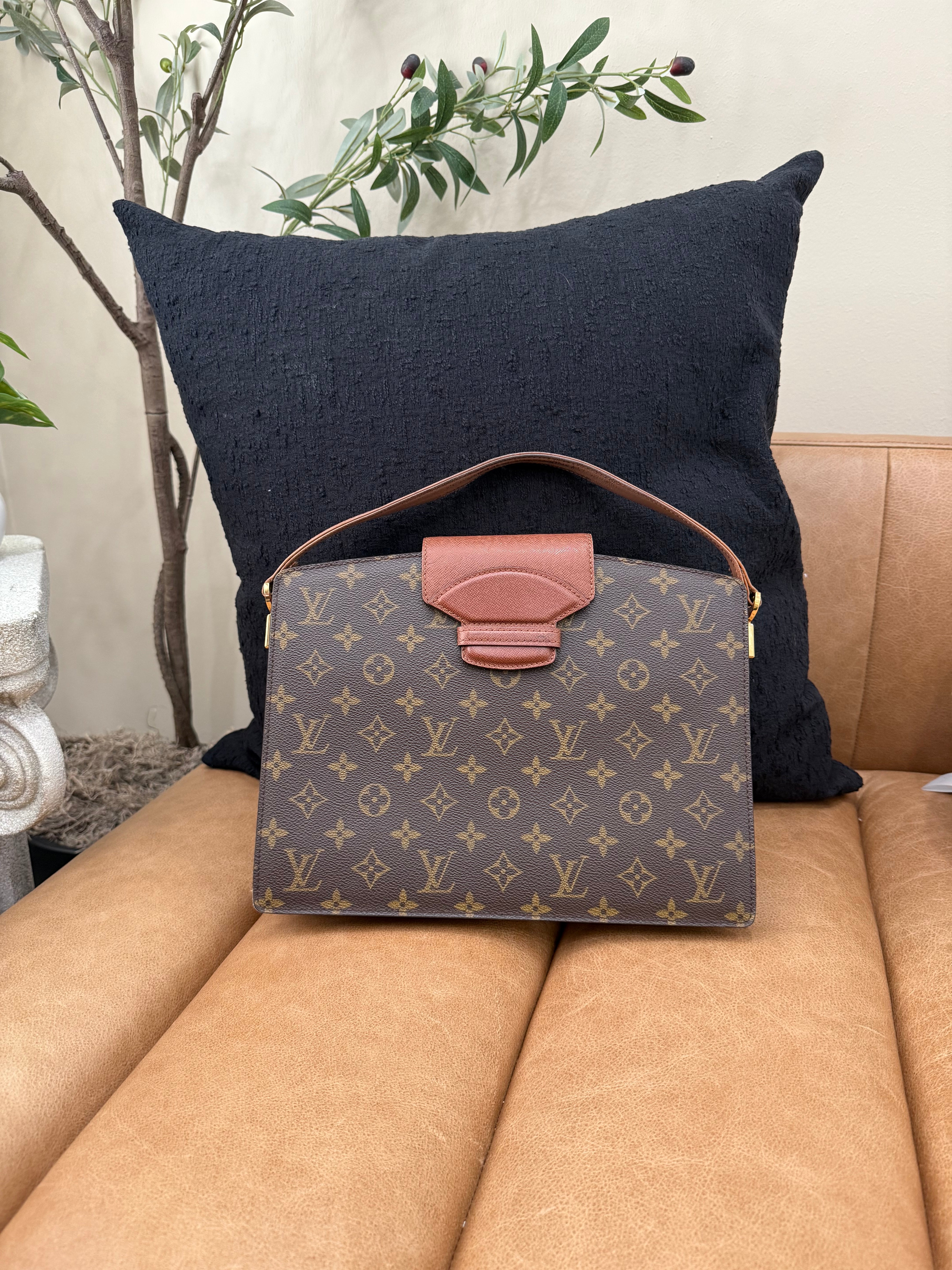 Louis Vuitton Vintage Monogram Courcelle Hand Bag