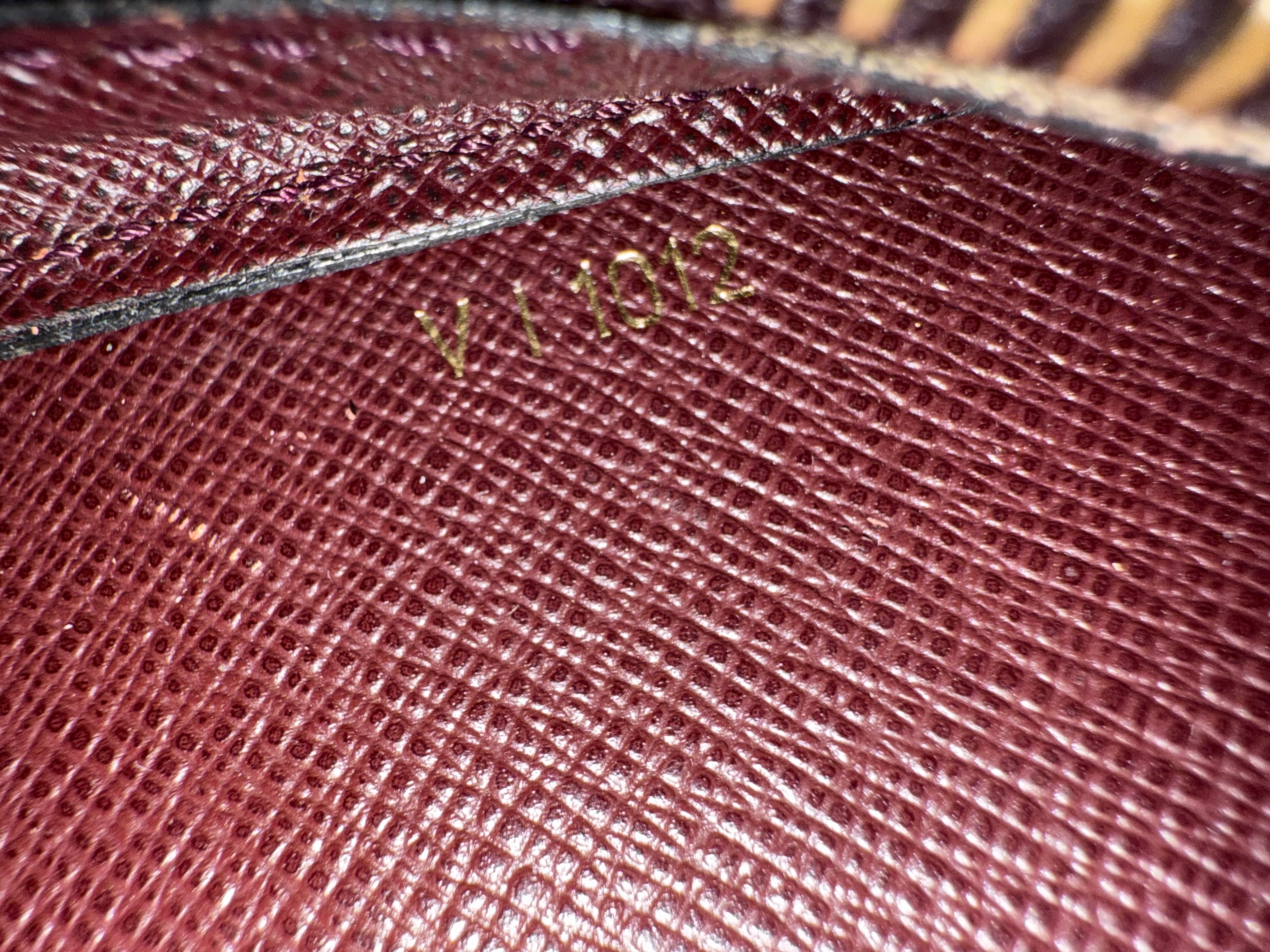 Louis Vuitton Burgundy Taiga Leather Baikal Clutch Bag