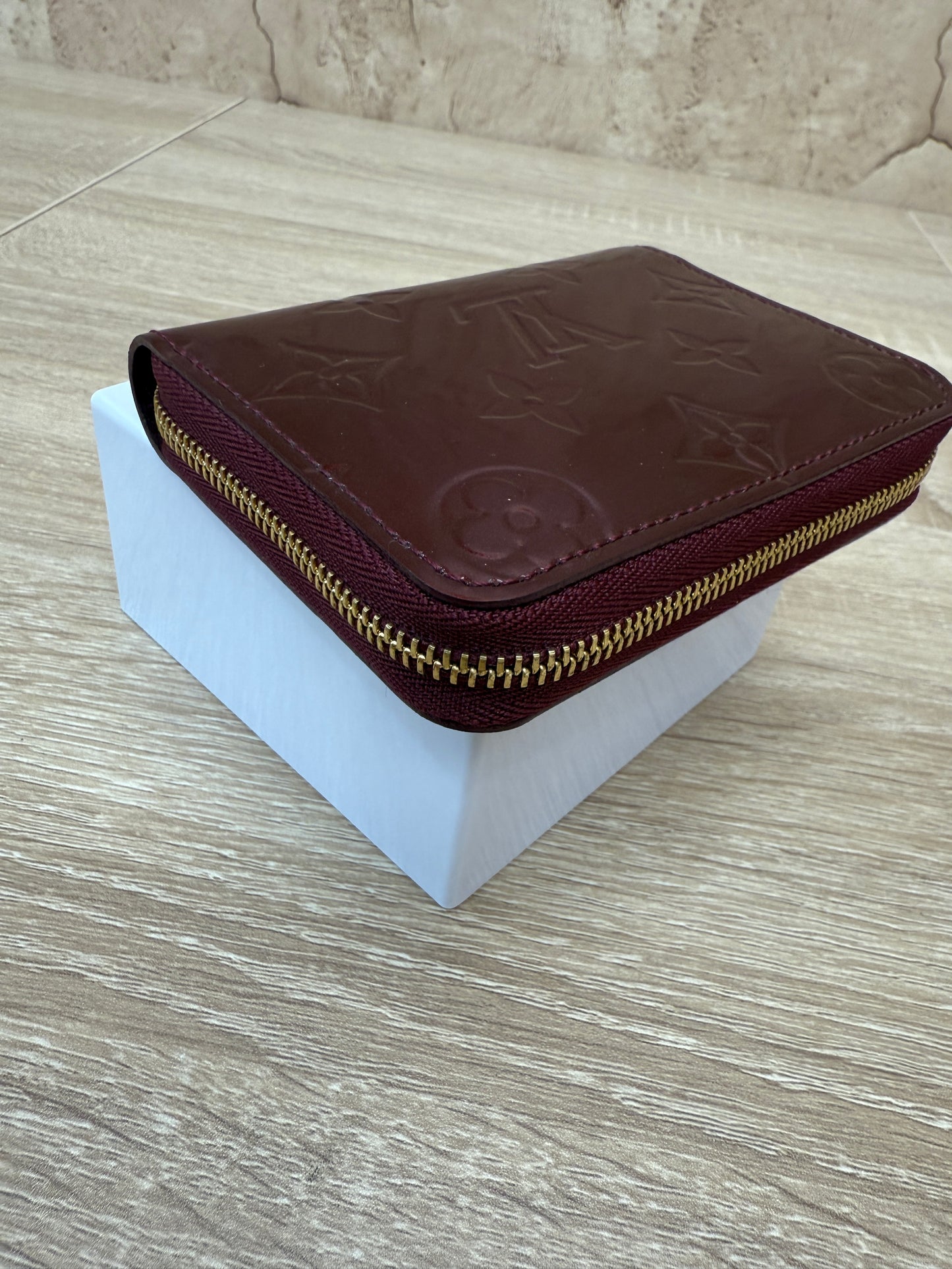 Louis Vuitton Burgundy Vernis Compact Zippy Wallet