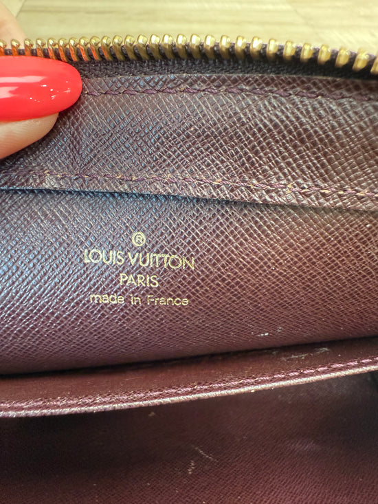 Louis Vuitton Burgundy Taiga Leather Baikal Clutch Bag