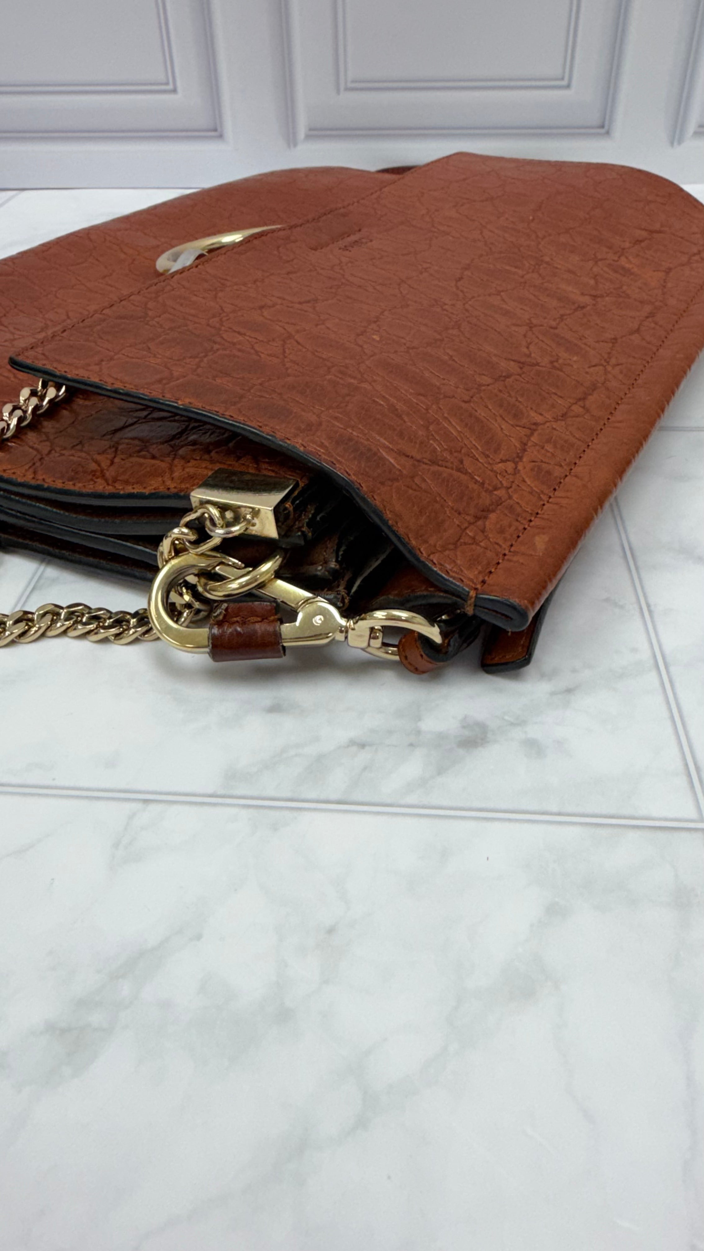 *DONS DROP* Chloe Brown Croc-Embossed Faye Medium Shoulder Bag
