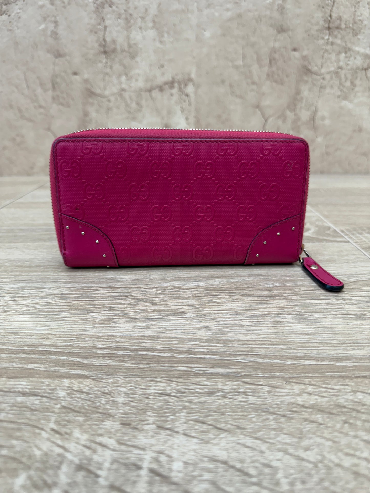 Gucci Pink Leather GG Zippy Wallet