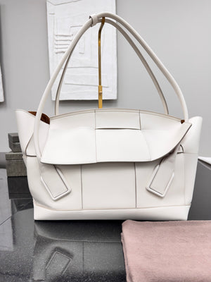 *DONS DROP* Bottega Veneta White Leather Maxi Intrecciato Arco Tote Bag