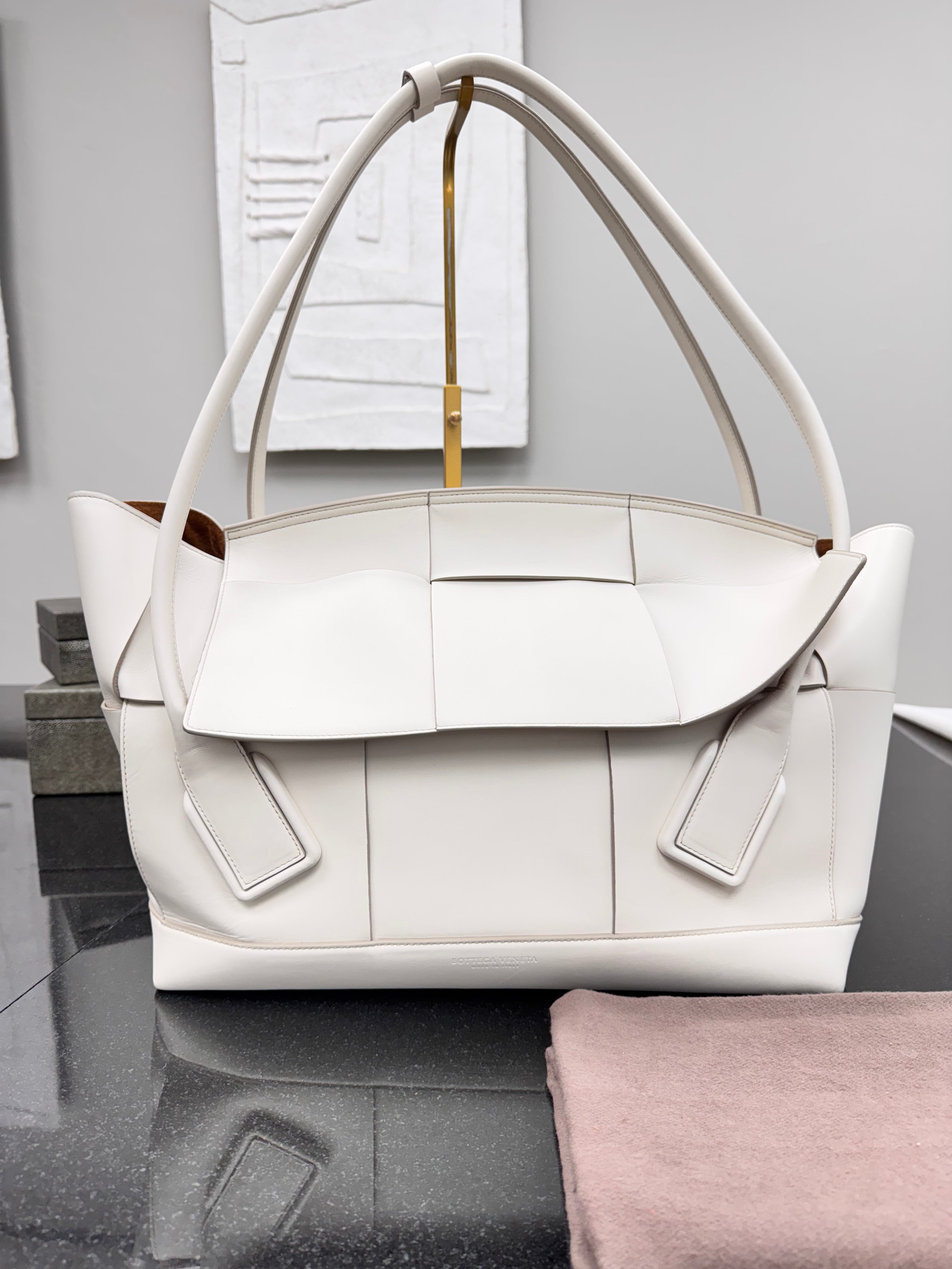 *DONS DROP* Bottega Veneta White Leather Maxi Intrecciato Arco Tote Bag