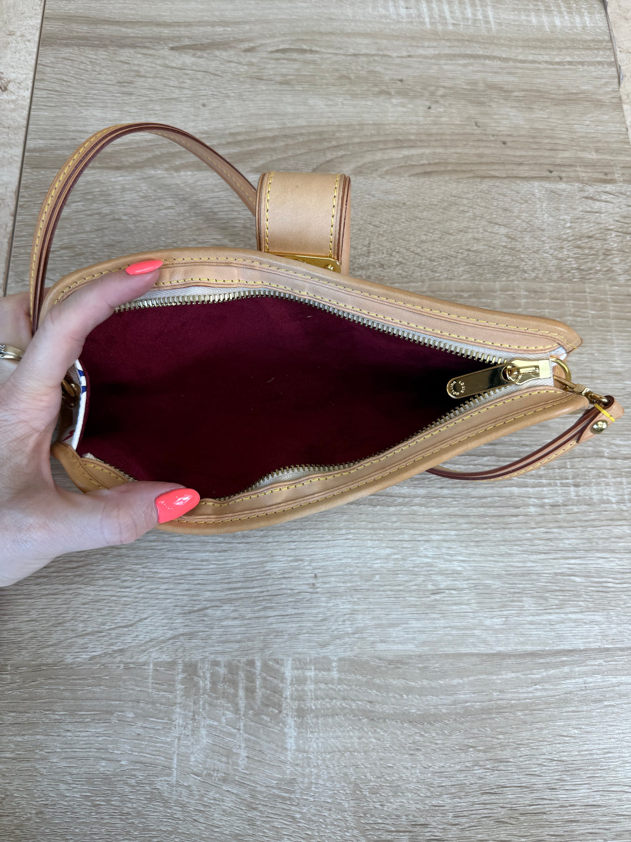 Louis Vuitton Monogram Multicolore Shirley Clutch