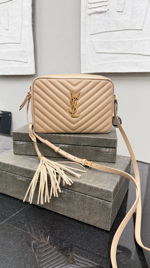 *DONS DROP* Saint Laurent YSL Nude Chevron Quilted Leather Lou Camera Bag