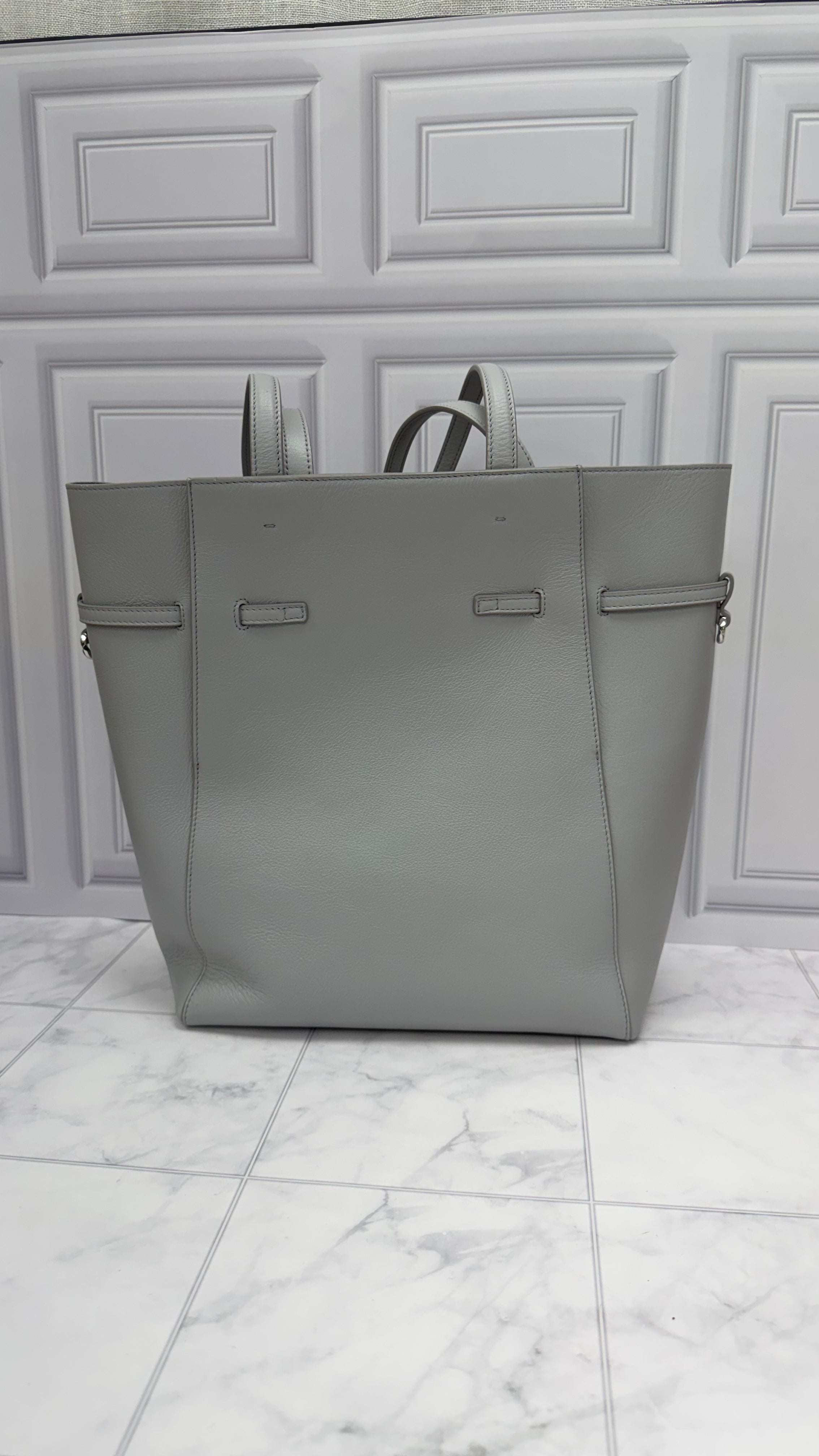 *DONS DROP* LIKE NEW - Givenchy Grey Grained Leather Voyou North South Small Tote Bag