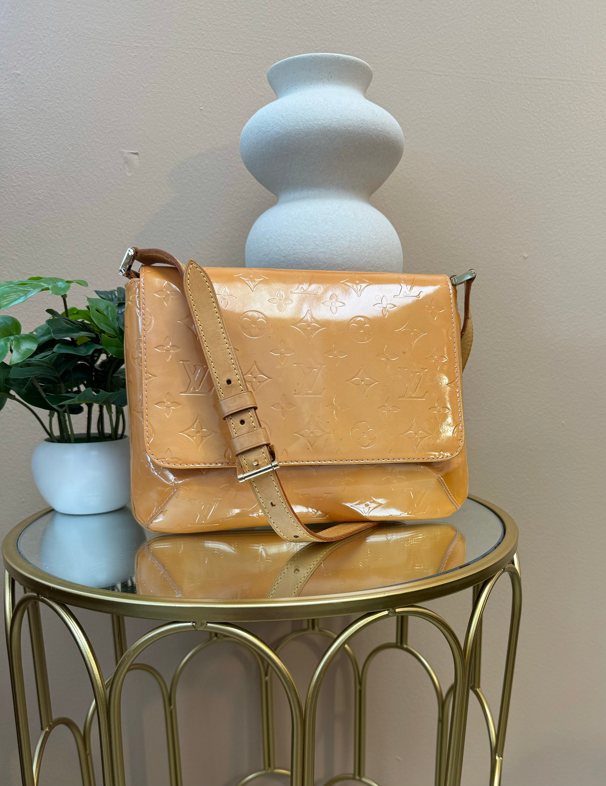 Louis Vuitton Orange Vernis Thompson Street Shoulder Bag