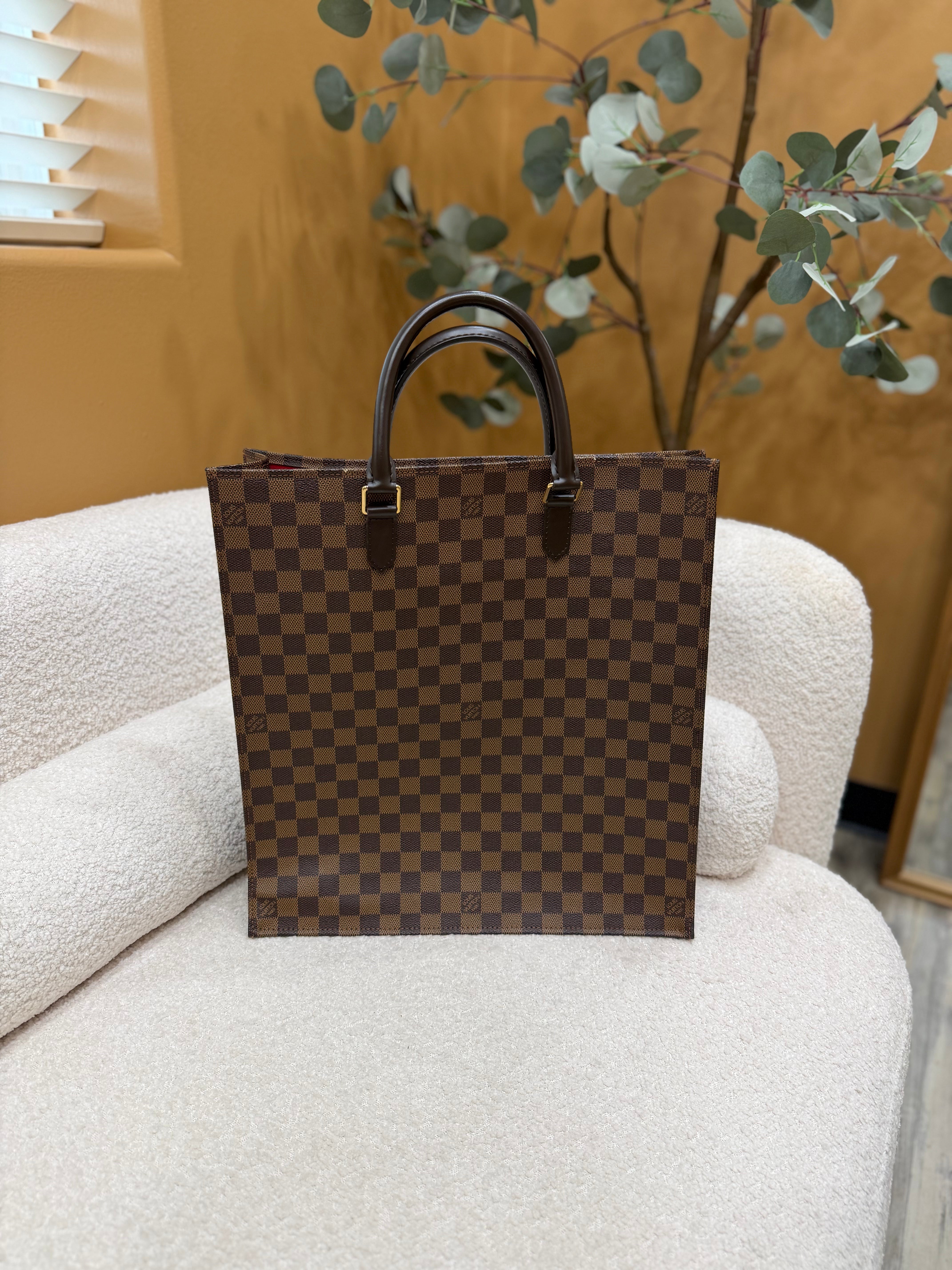 Louis Vuitton Damier Ebene Sac Plat Bag