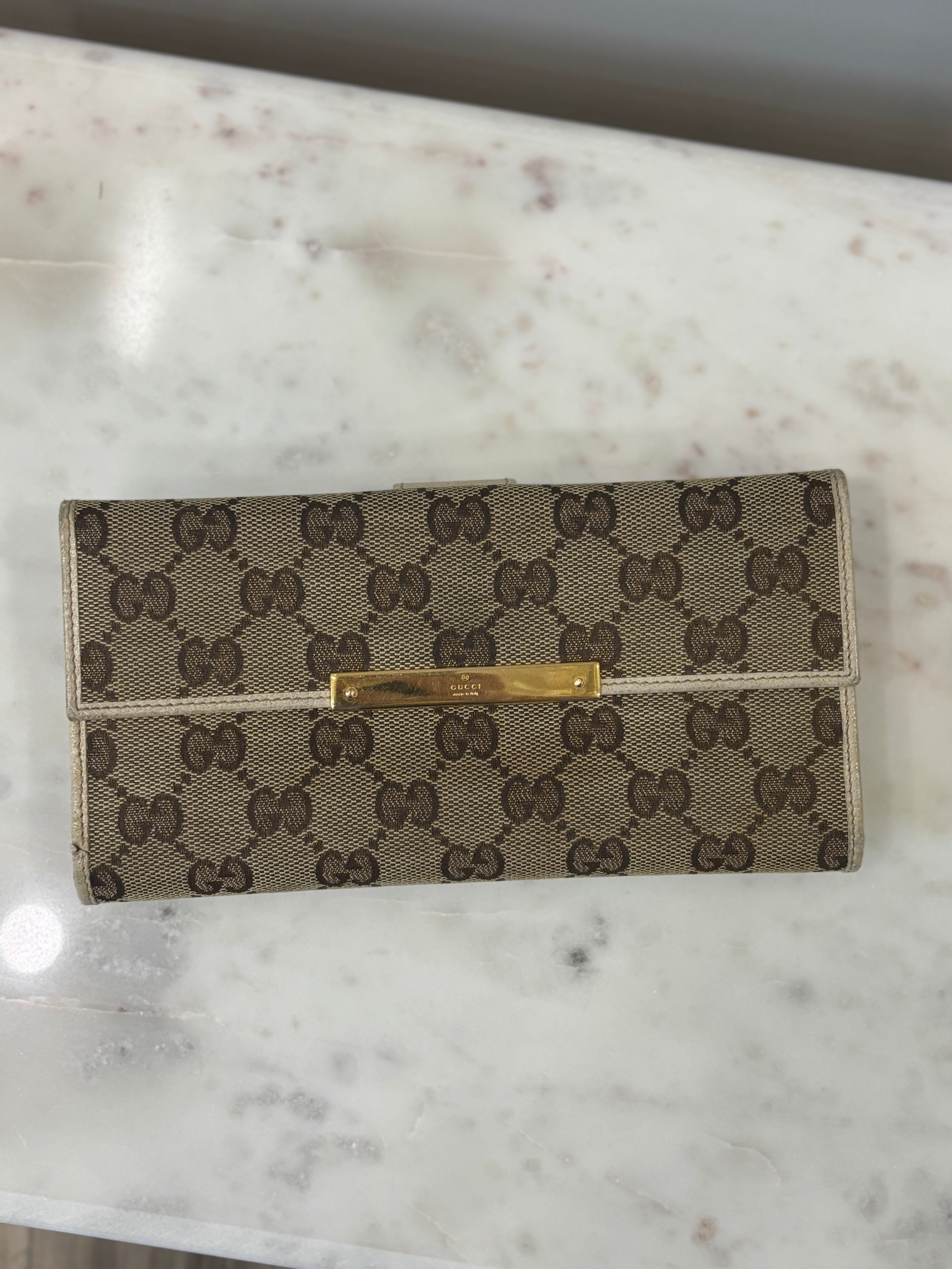 Gucci Brown GG Supreme Print Continental Wallet