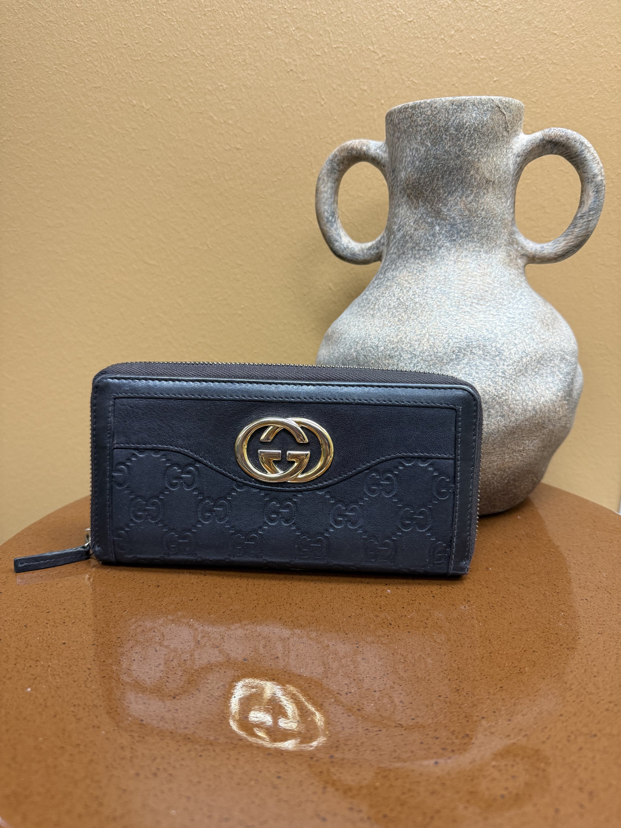 Gucci Brown Leather Interlocking G Zippy Wallet