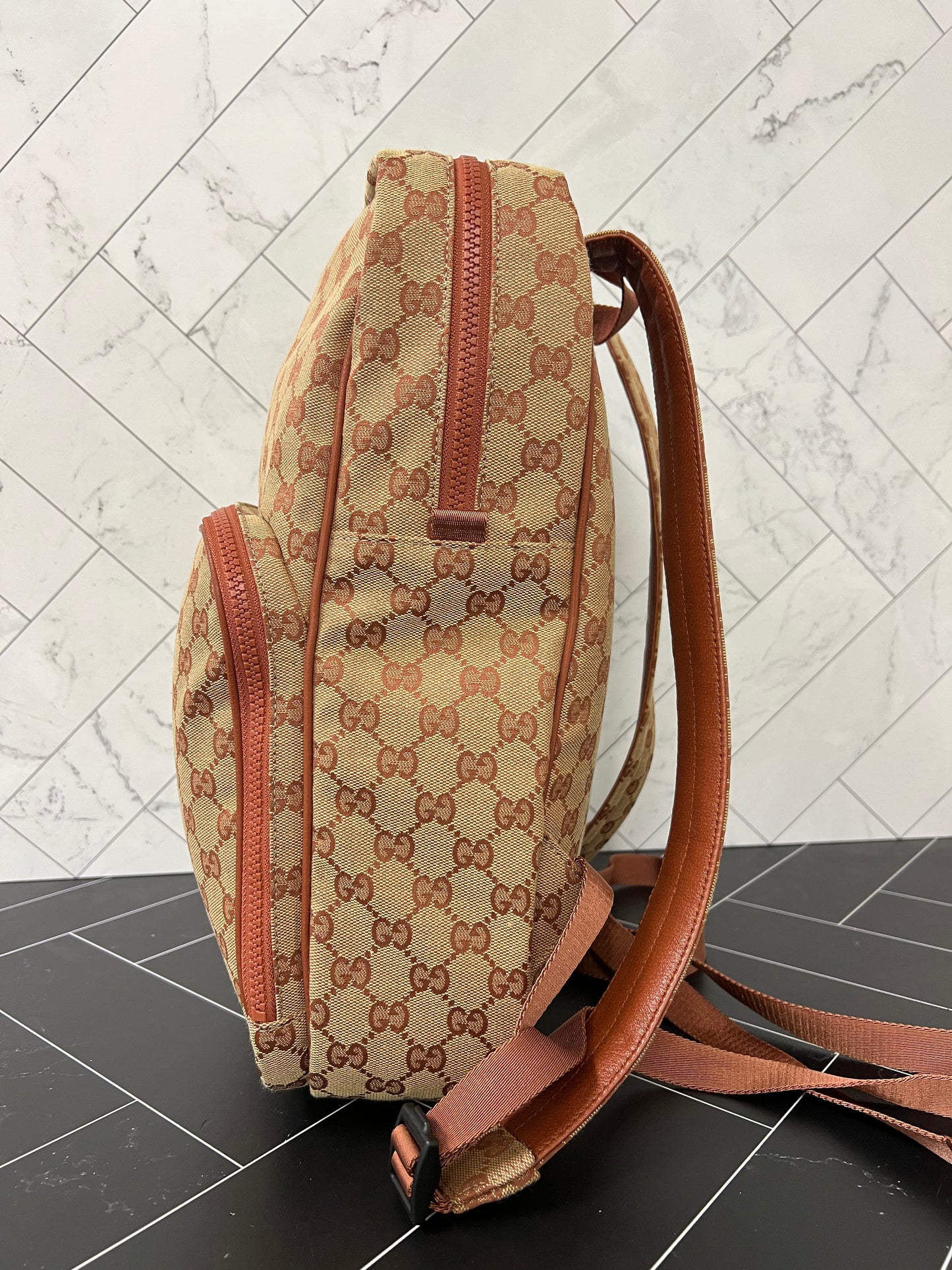 BRAND NEW Gucci NY Yankees Canvas Large Backpack