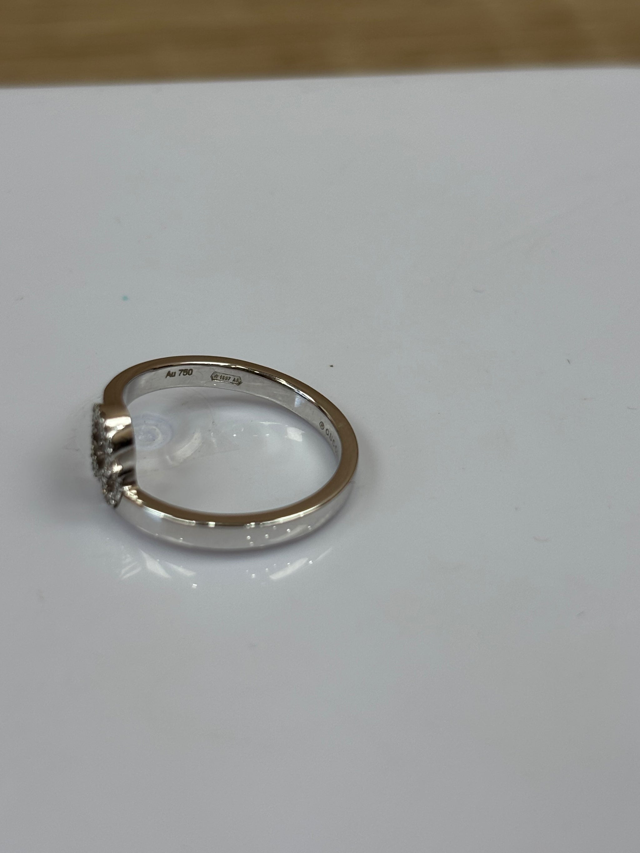 Gucci White Gold Diamond Ring