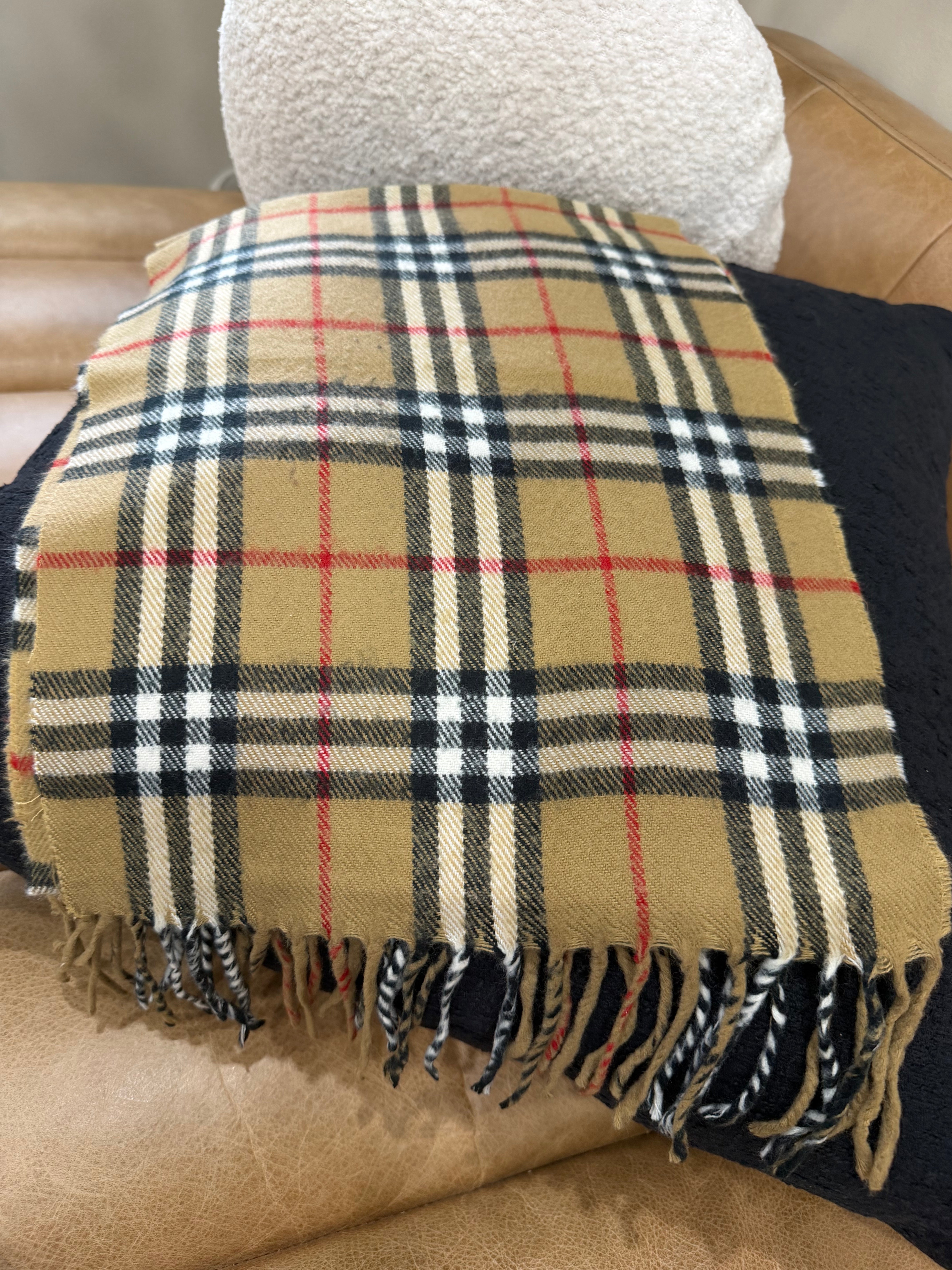 Burberry Vintage Tan Novacheck Scarf