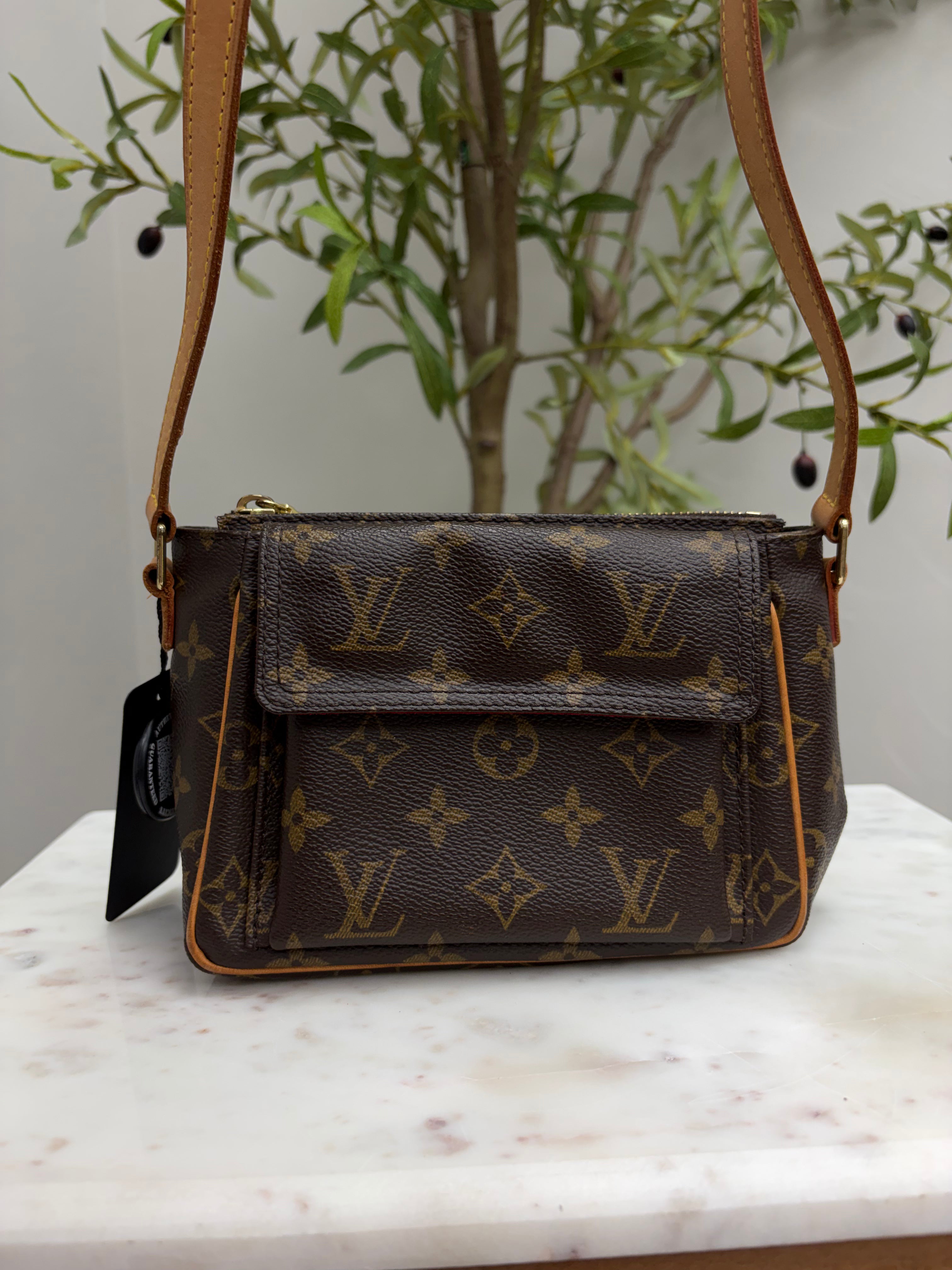 *DONS DROP* Louis Vuitton Monogram Viva Cite PM Crossbody Bag