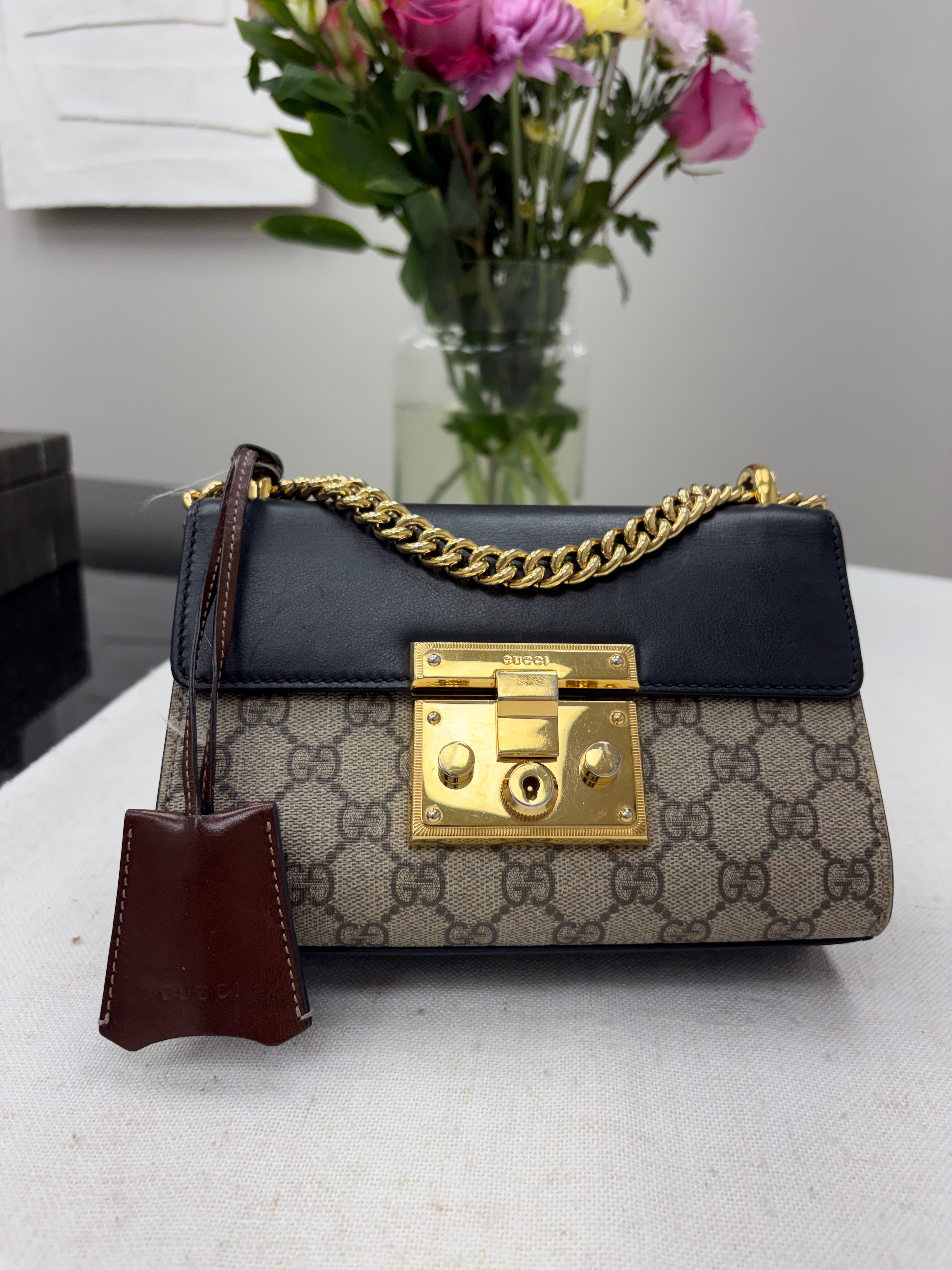 *DONS DROP* Gucci Black & GG Supreme Padlock Chain Shoulder Bag