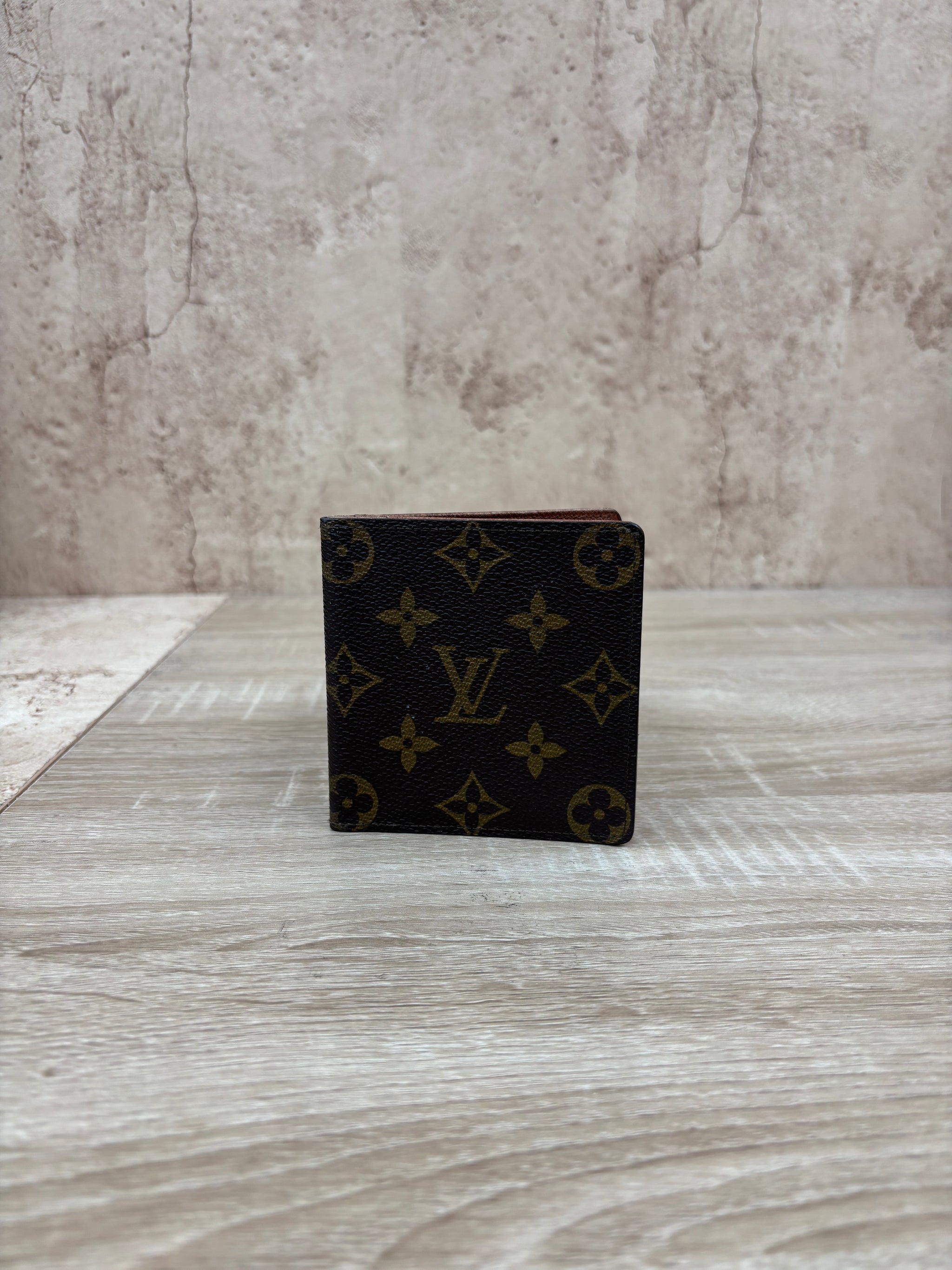 Louis Vuitton Monogram Bifold Wallet With ID Slot