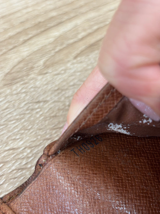 Louis Vuitton Monogram Elise Wallet