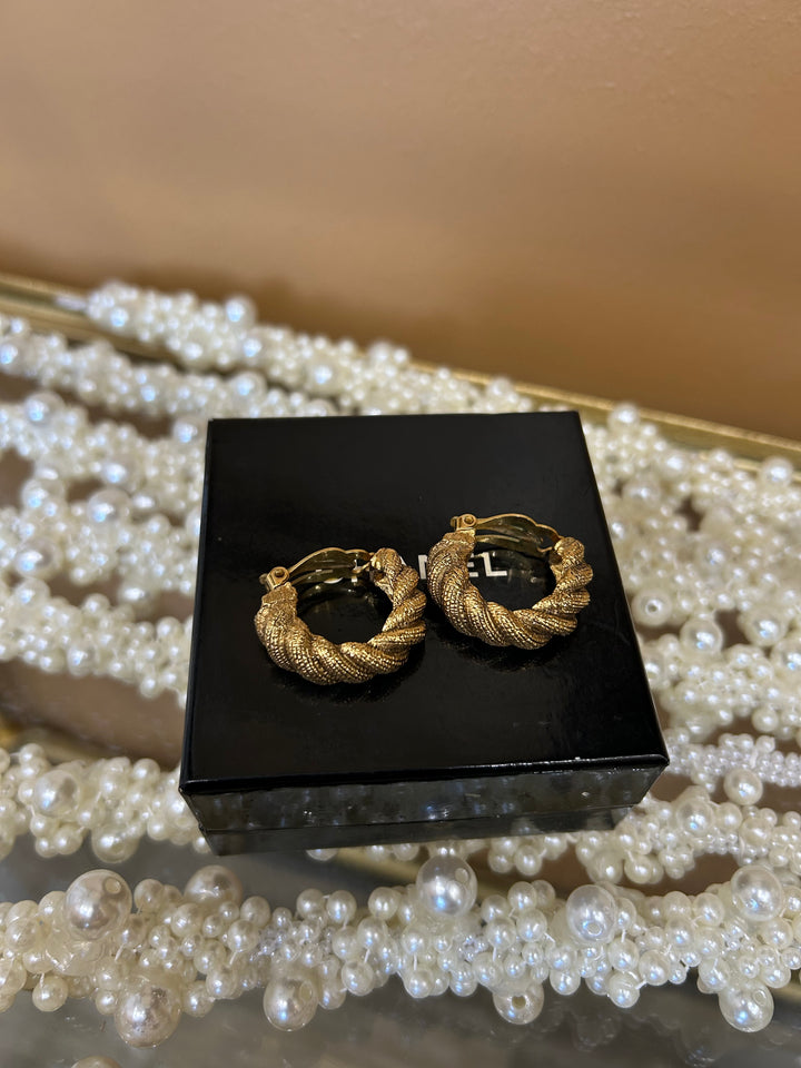 Chanel Gold Twist Hoop Clip On