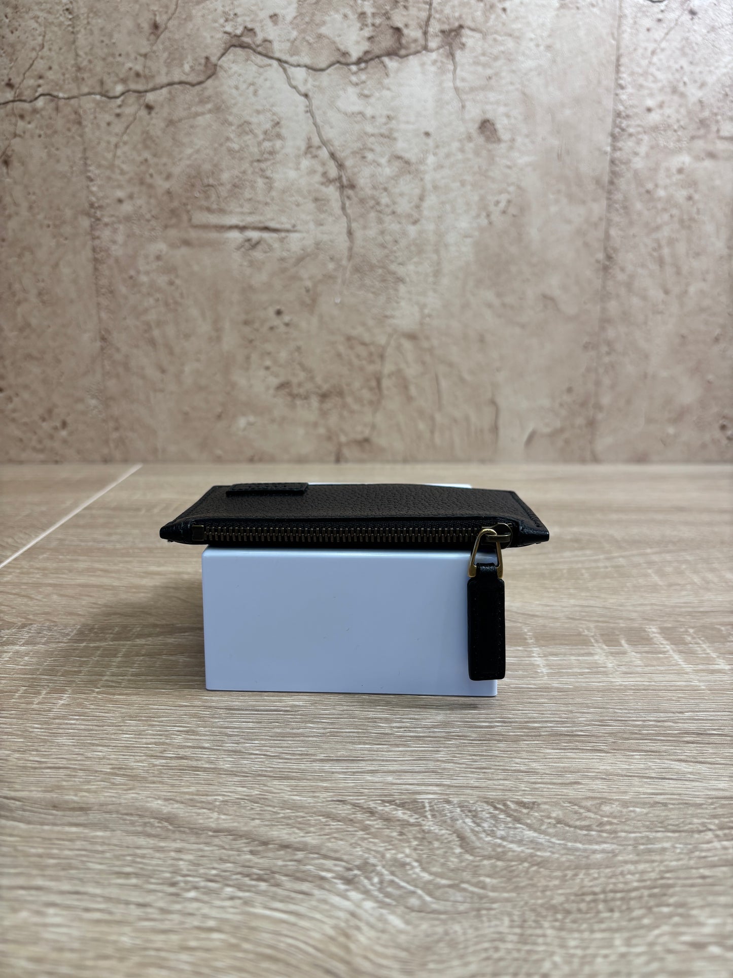 Gucci Black Leather Zip Top Card Case