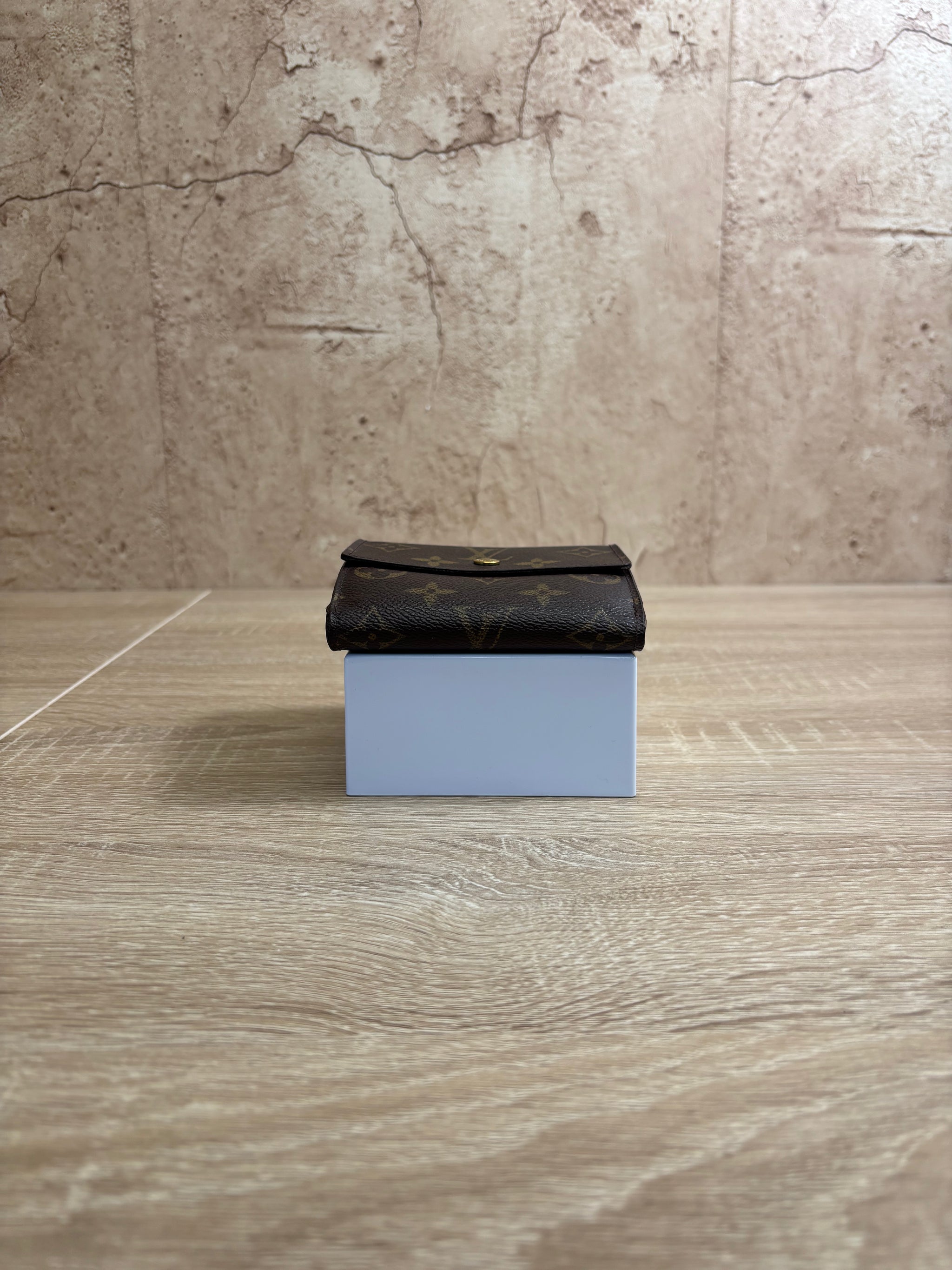 Louis Vuitton Monogram Elise Wallet