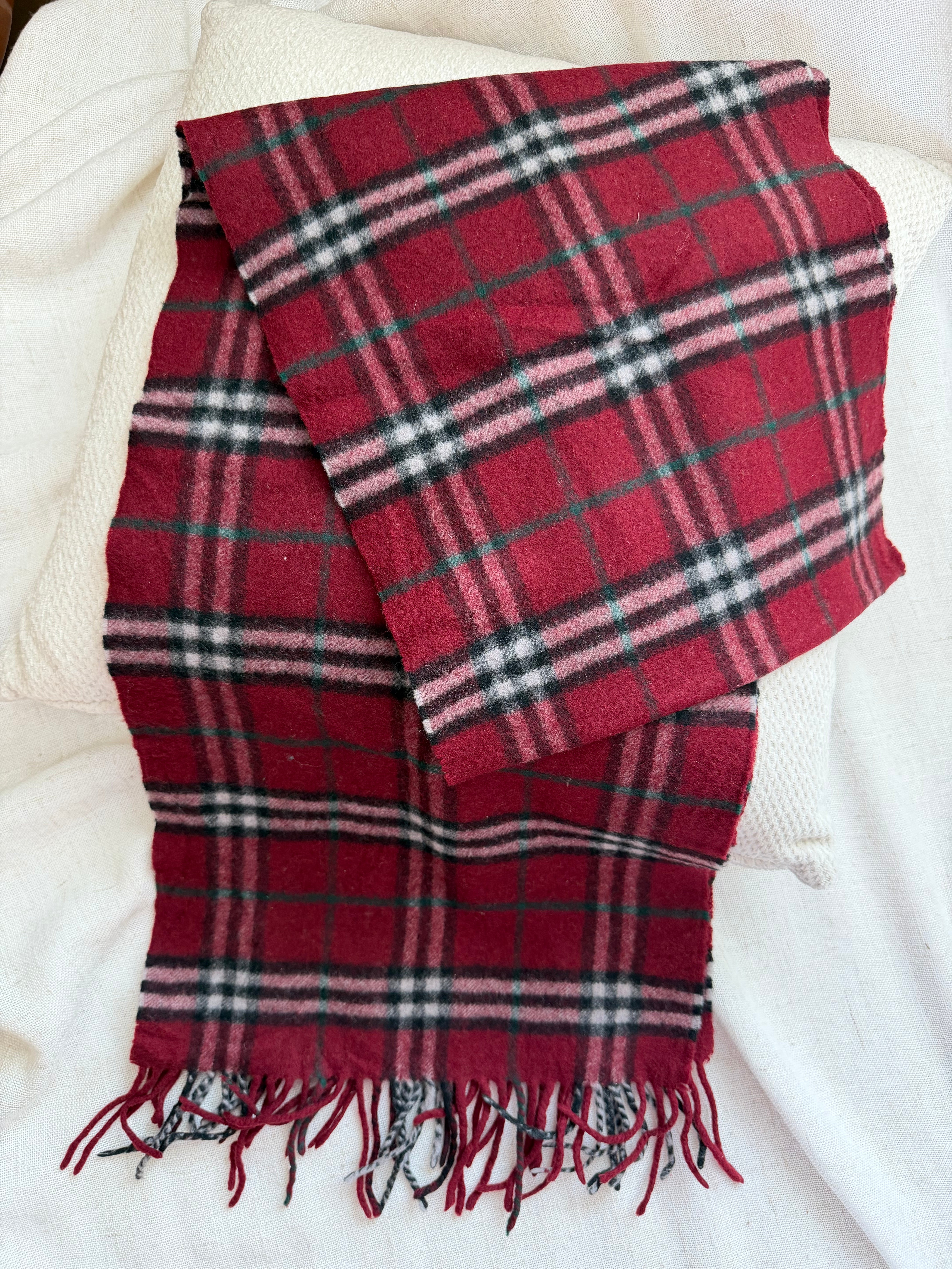 Burberry Vintage Red And Black Novacheck Lambswool Scarf