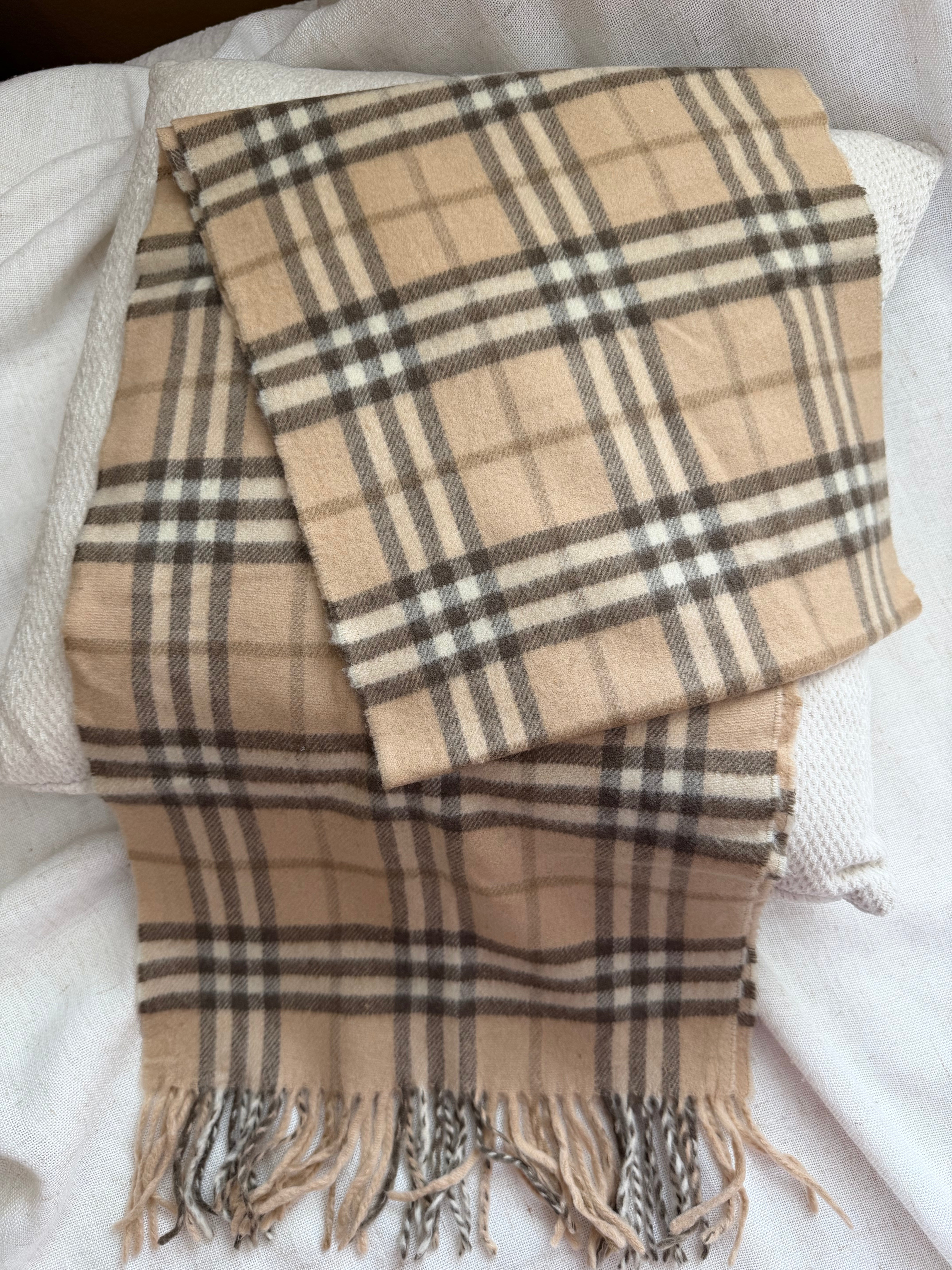 Burberry Vintage Tan Novacheck Scarf