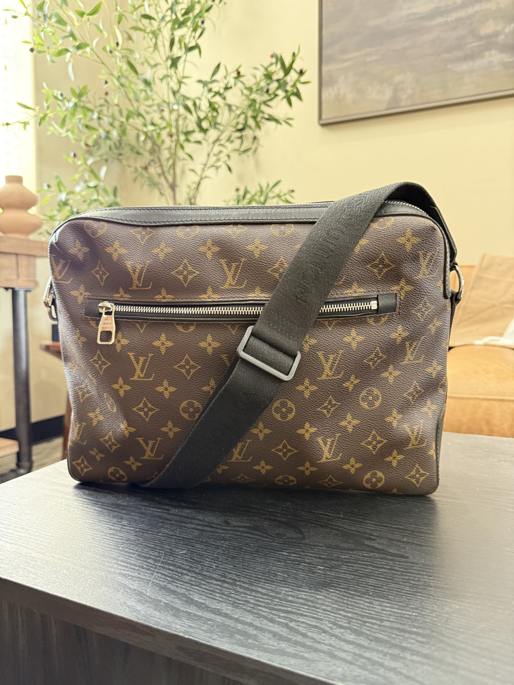 Louis Vuitton Monogram Macassar Torres GM Messenger Bag