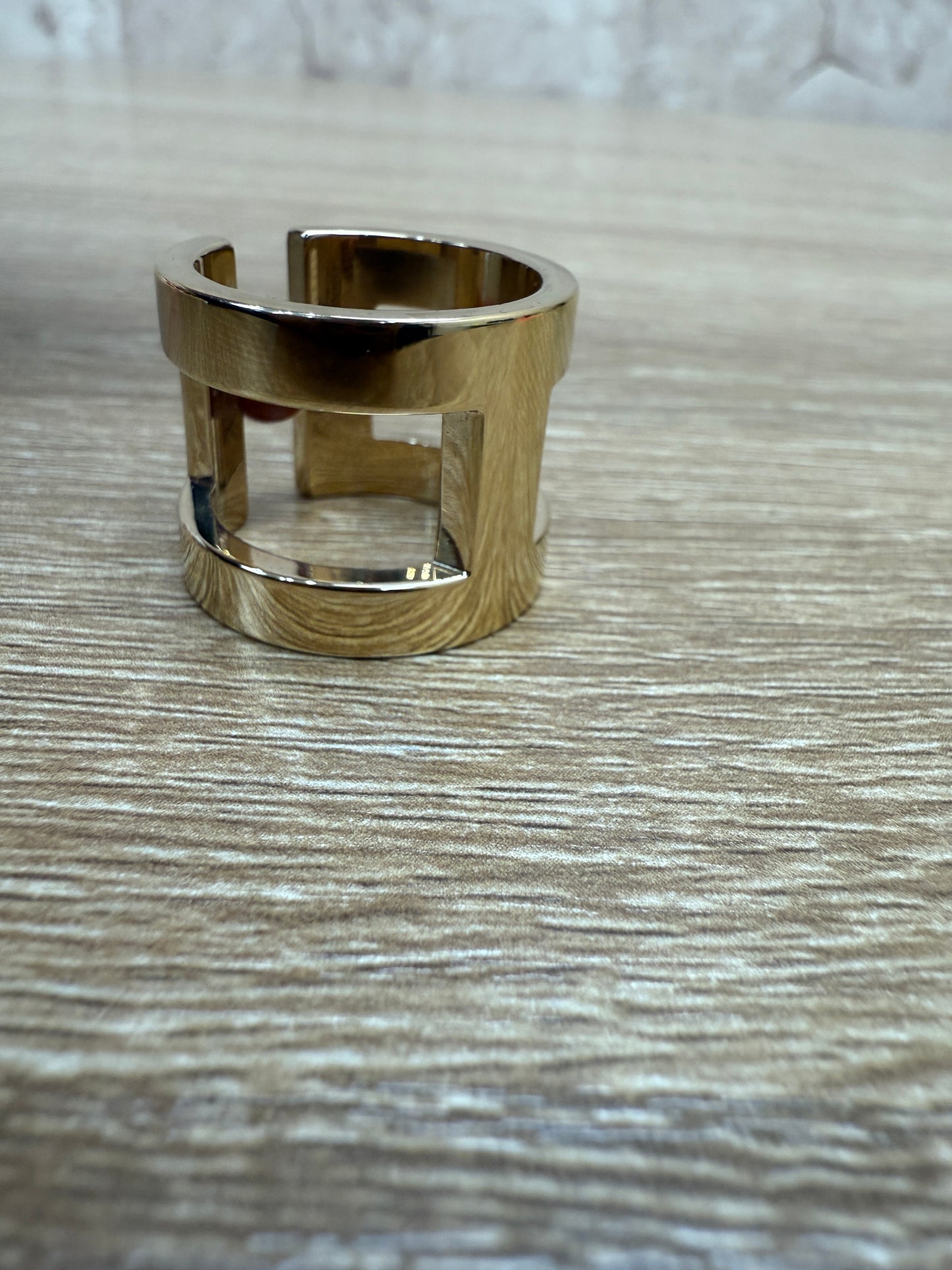 Hermes Pearl in H Gold Scarf Ring