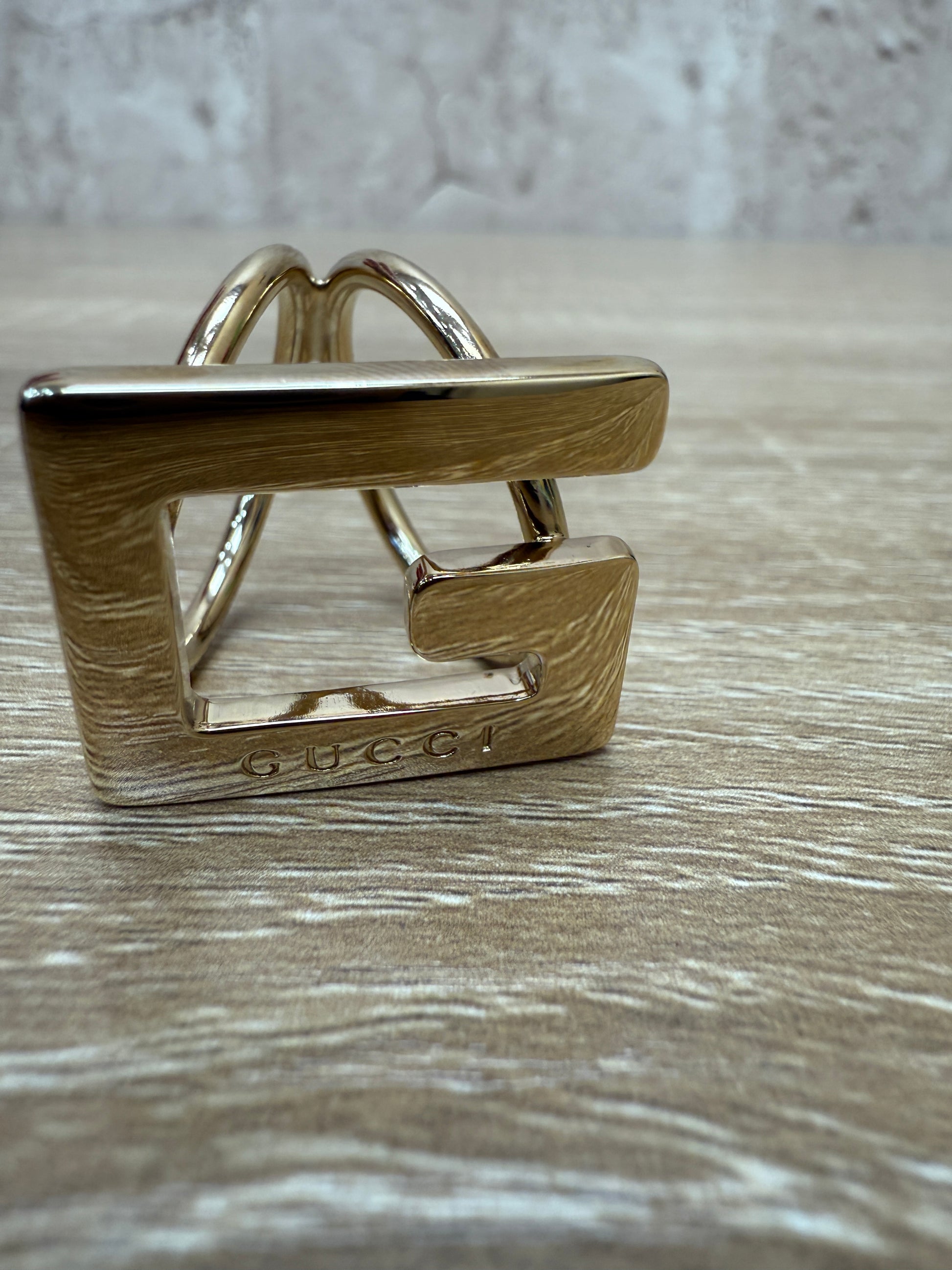 Gucci Gold Tone Scarf Ring