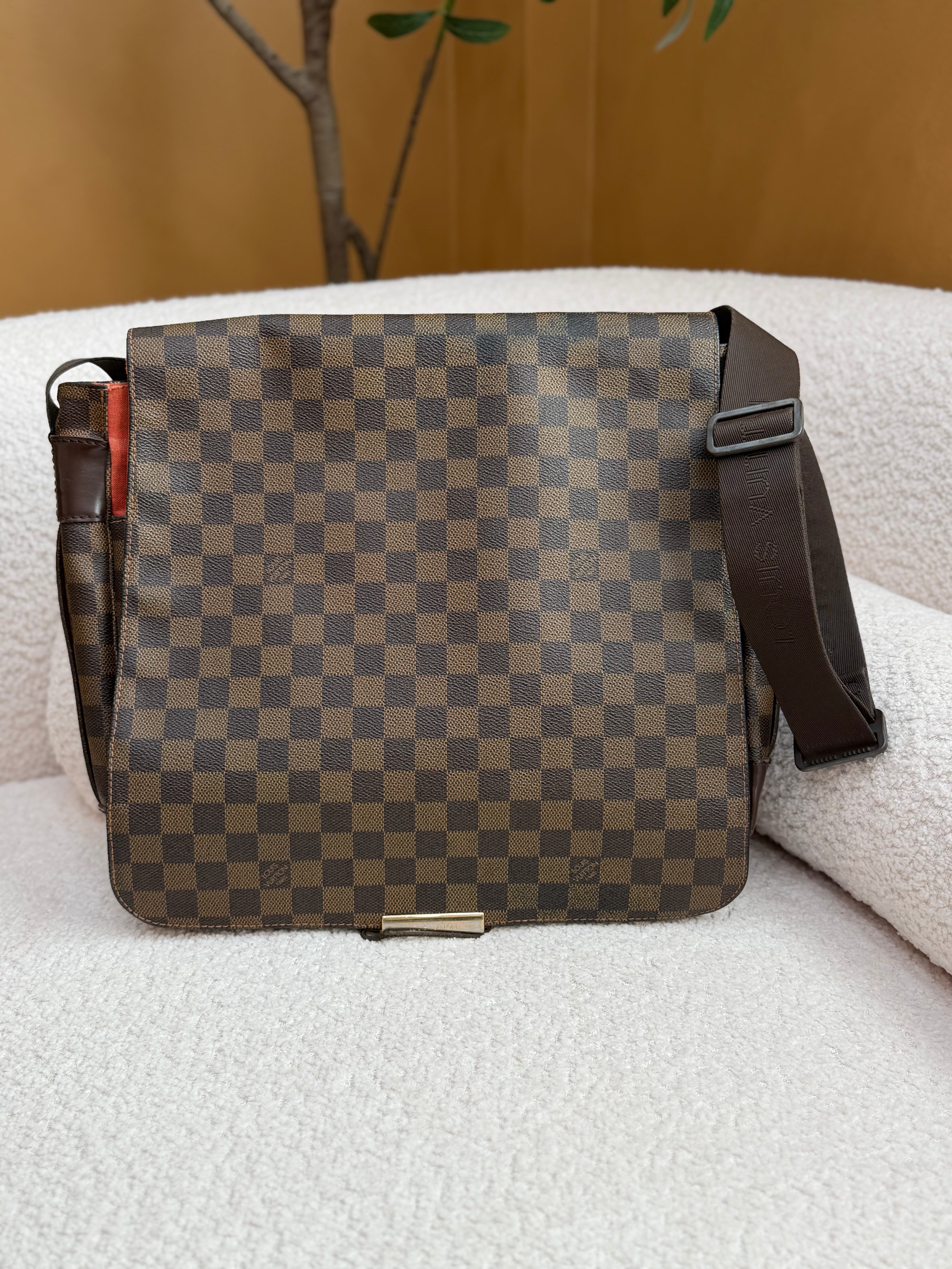 Louis Vuitton Damier Ebene Bastille Messenger Bag