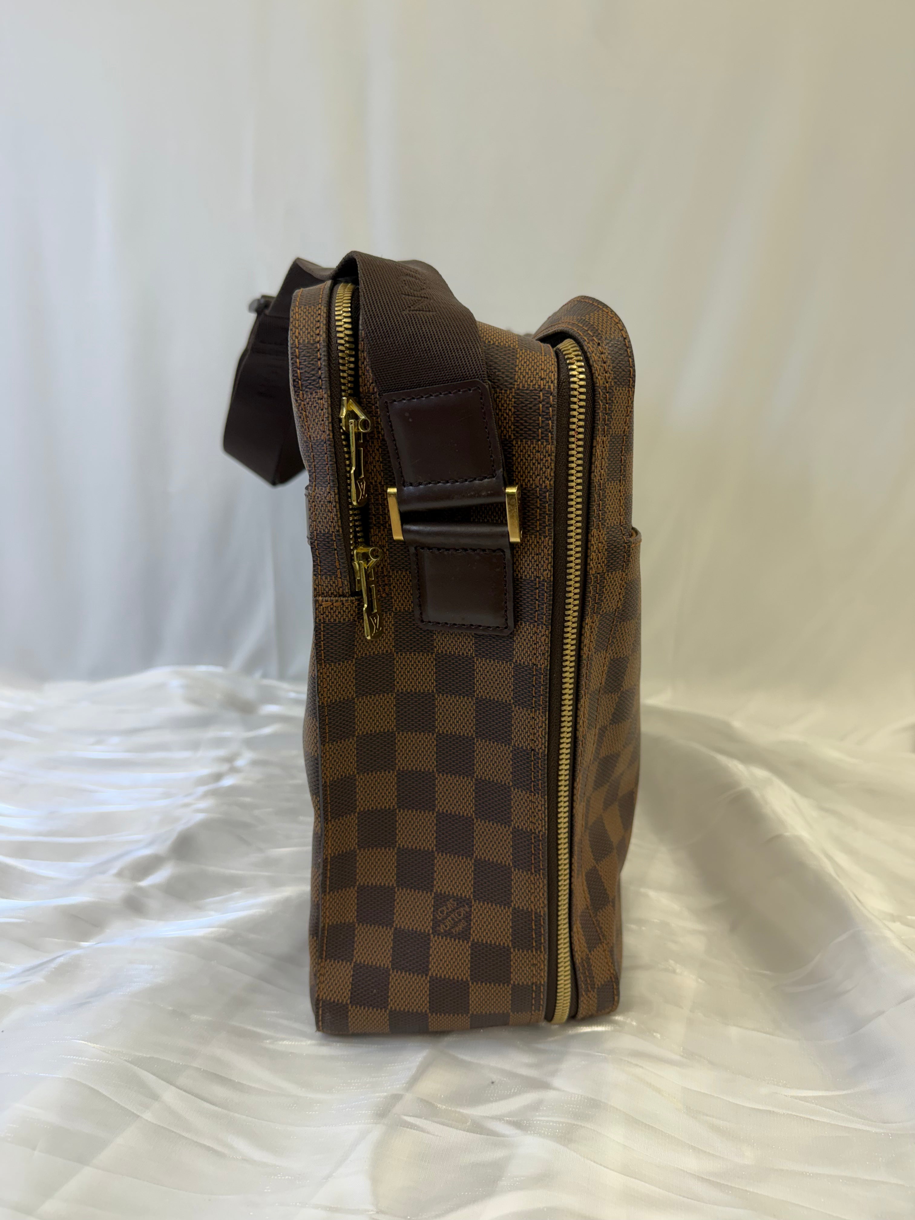 Louis Vuitton Damier Ebene Dorsoduro Messenger Bag