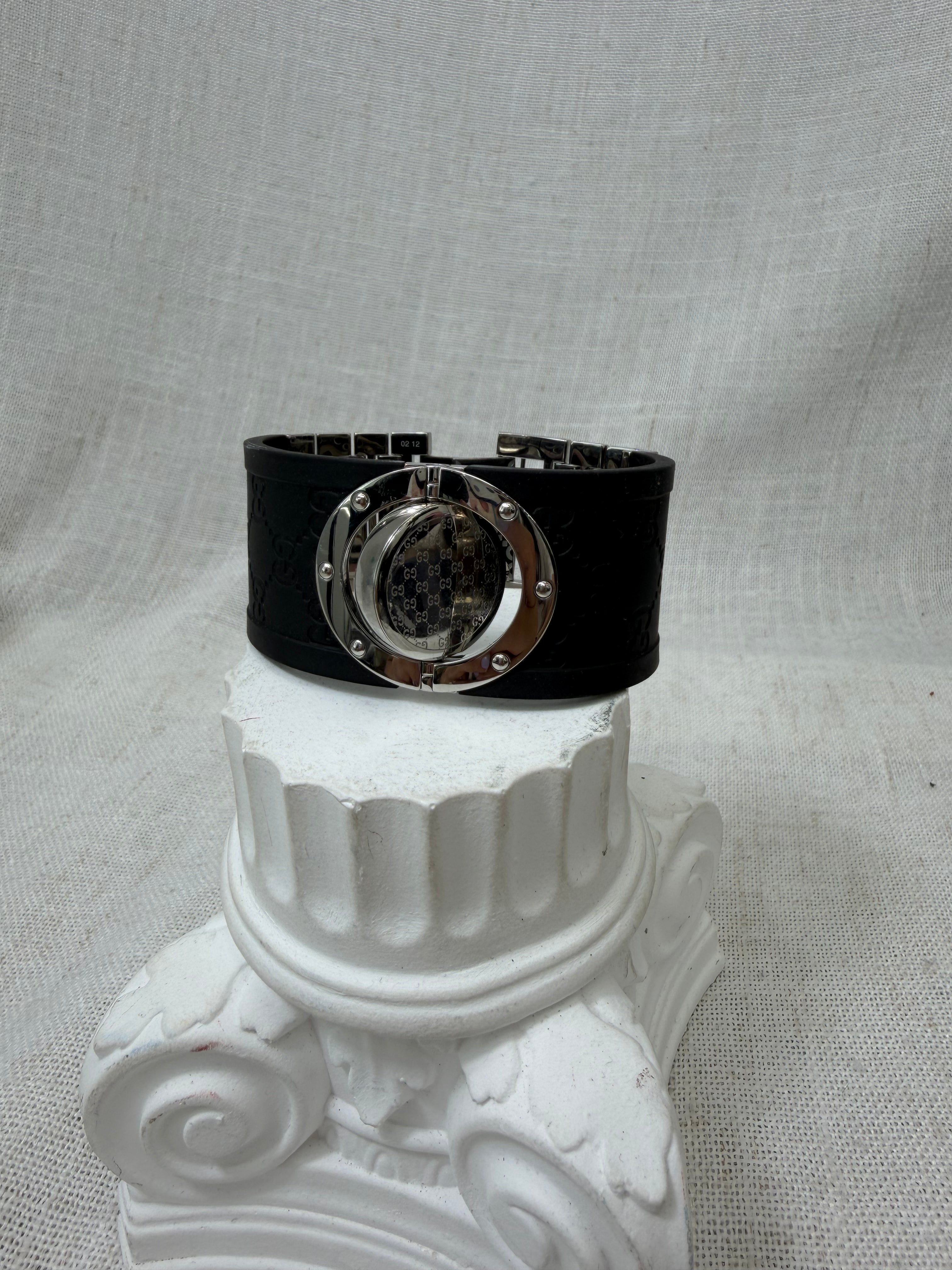 Gucci Black GG Rubber & Stainless Steel Twirl 23mm Watch