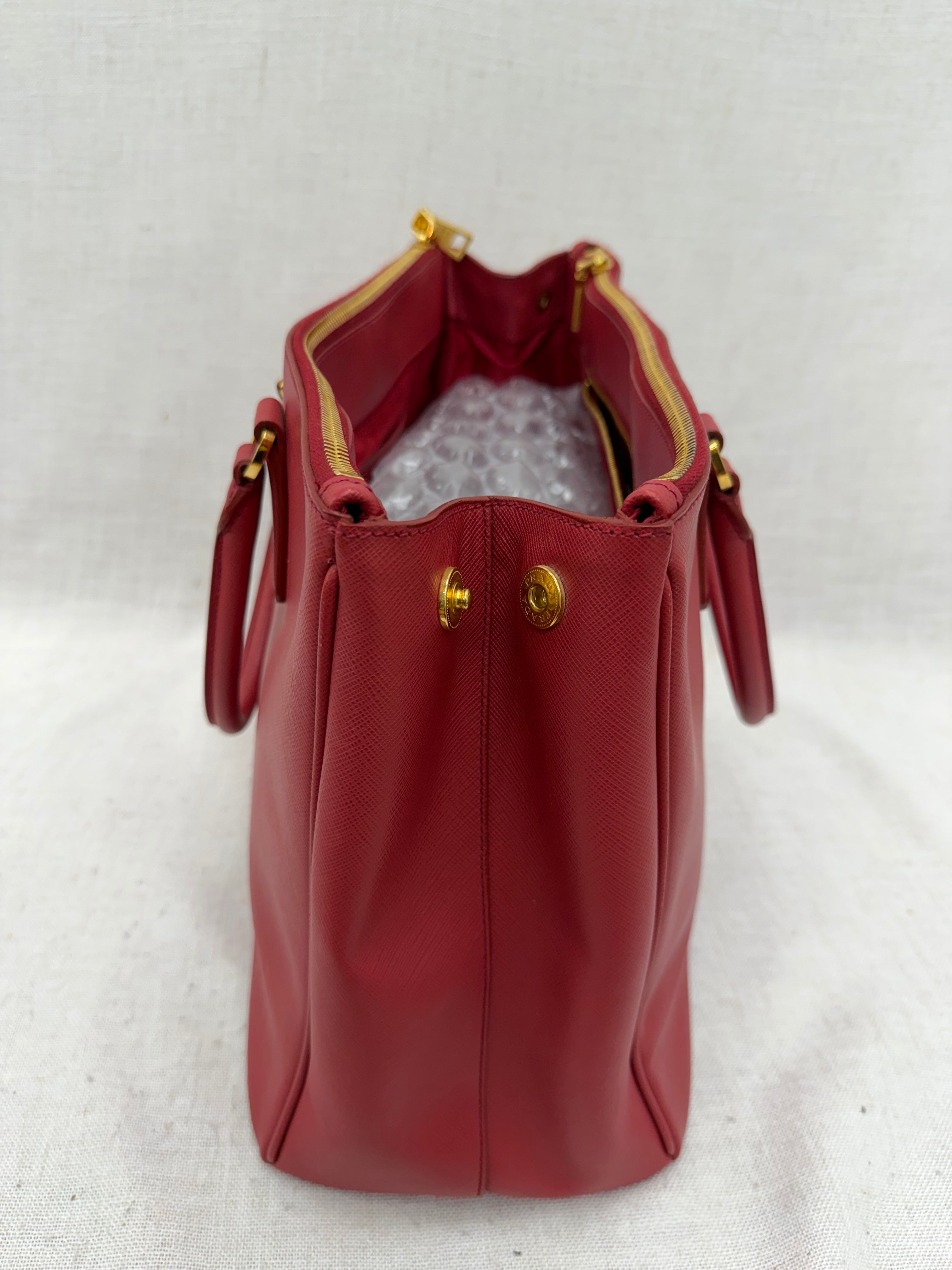 Prada Red Leather Lux Large Galleria Double Zip Tote