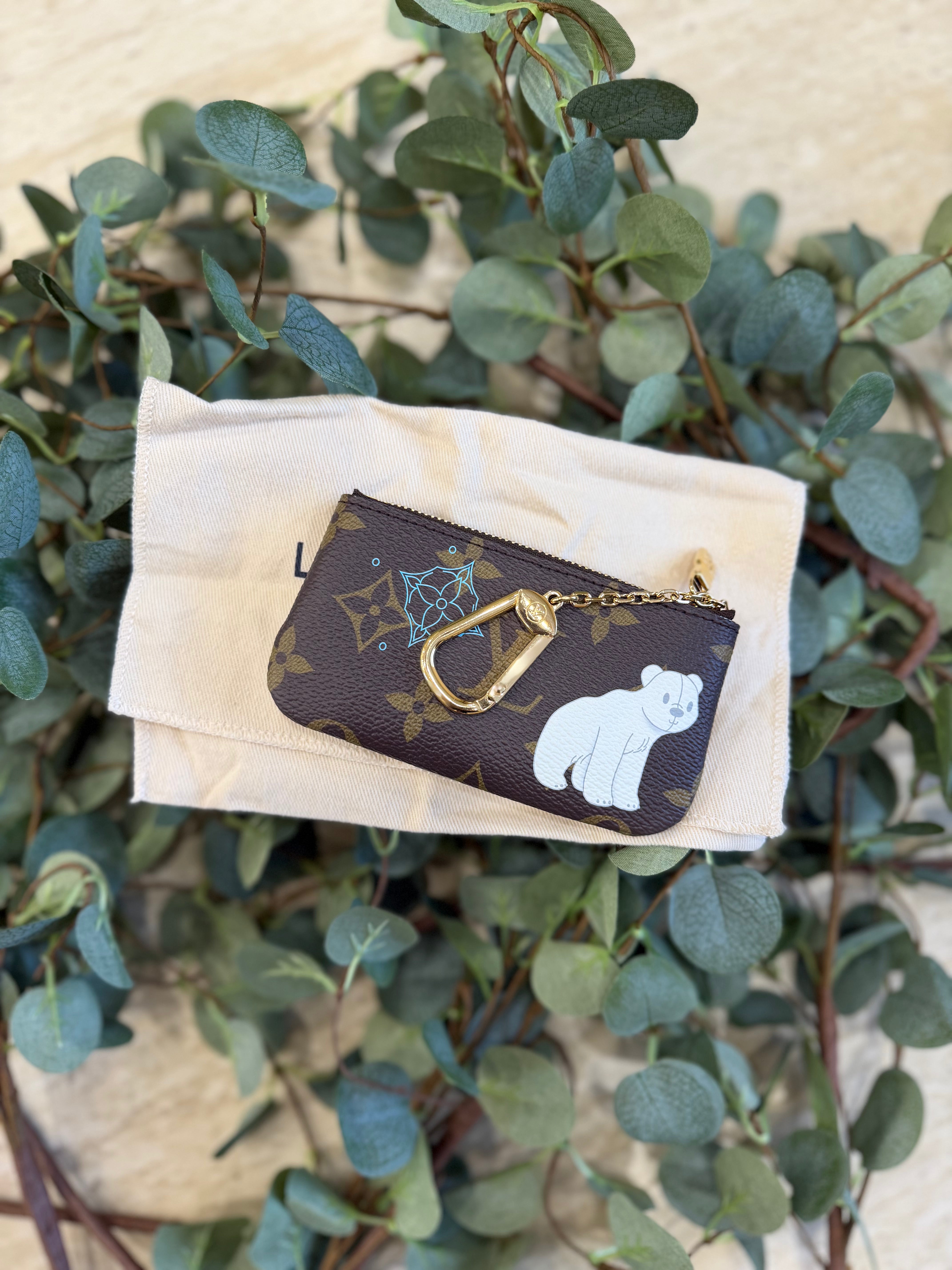 LIKE NEW - Louis Vuitton Limited Edition Monogram Animation Key Cles