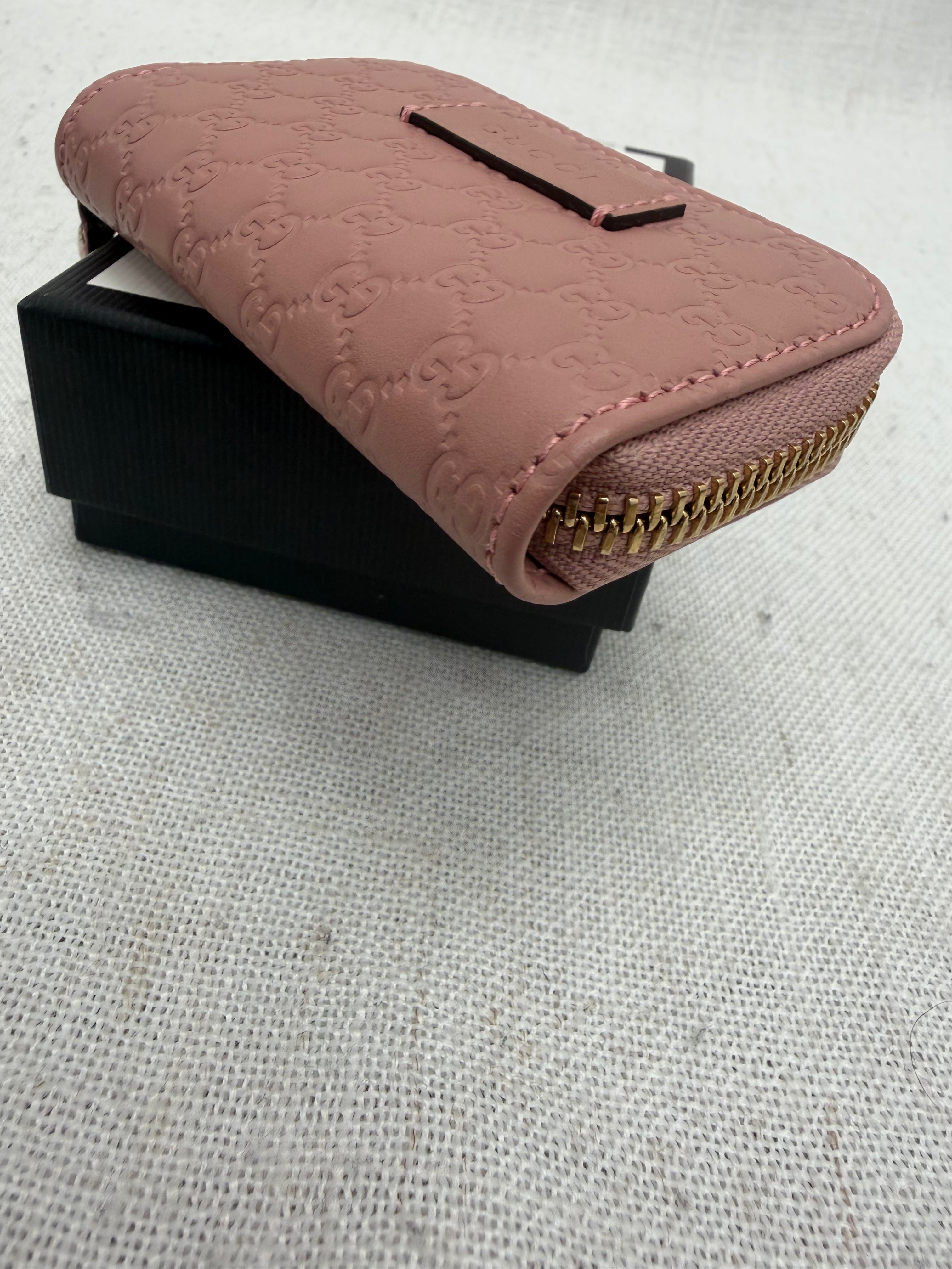 BRAND NEW- Gucci Pink Guccissima Leather Coin Zip Pouch