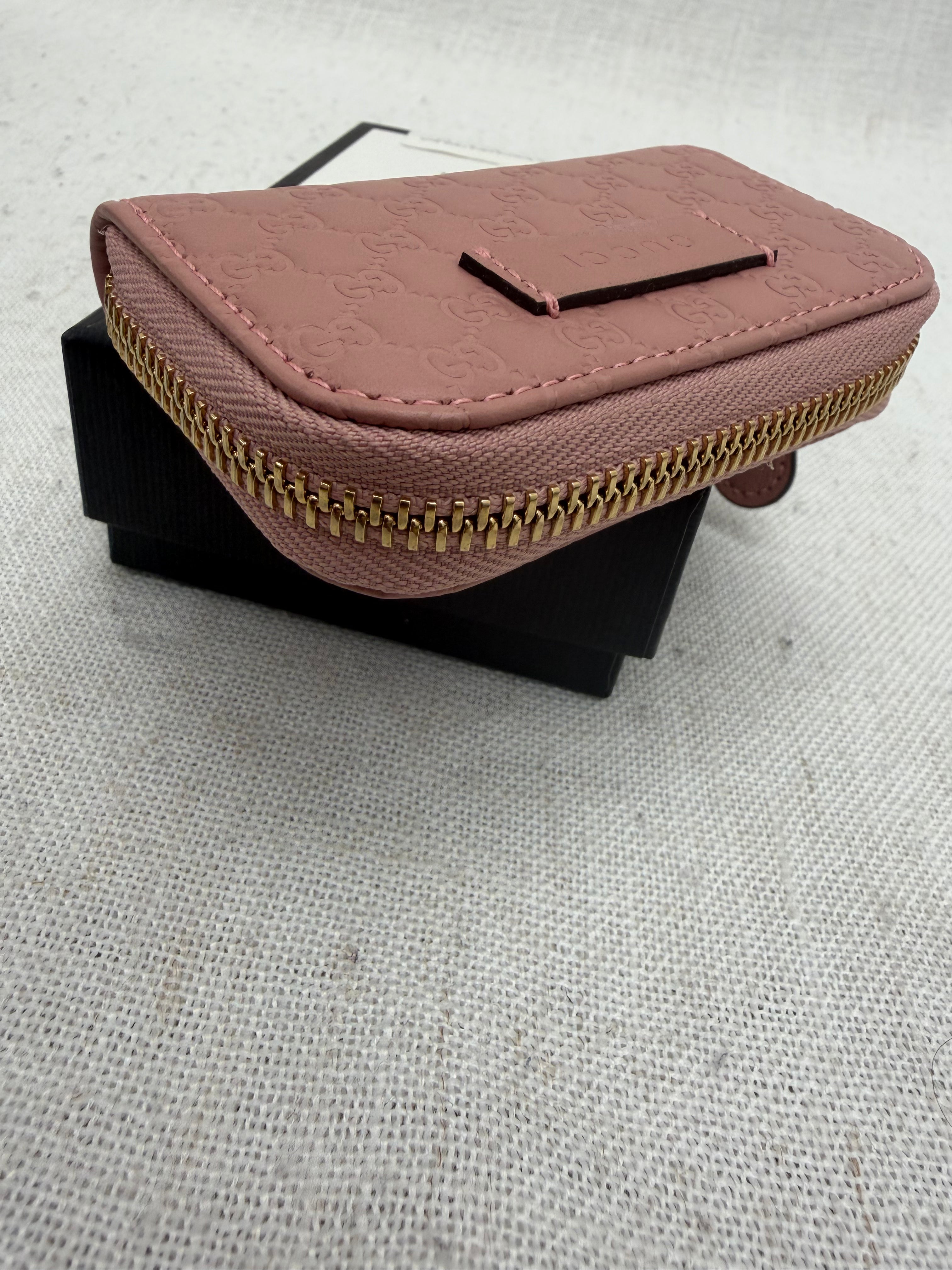 BRAND NEW- Gucci Pink Guccissima Leather Coin Zip Pouch