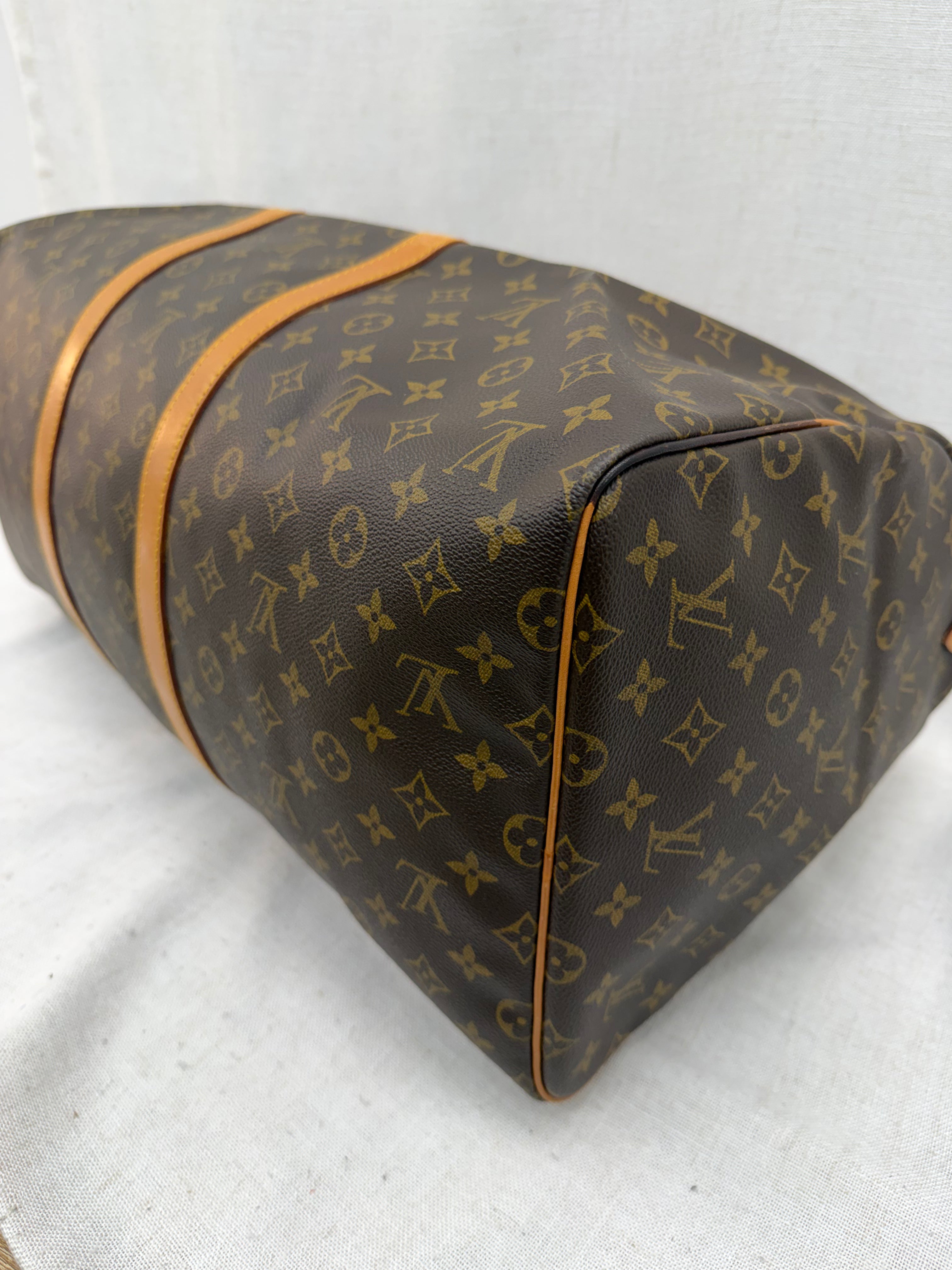 Louis Vuitton Monogram Keepall 50