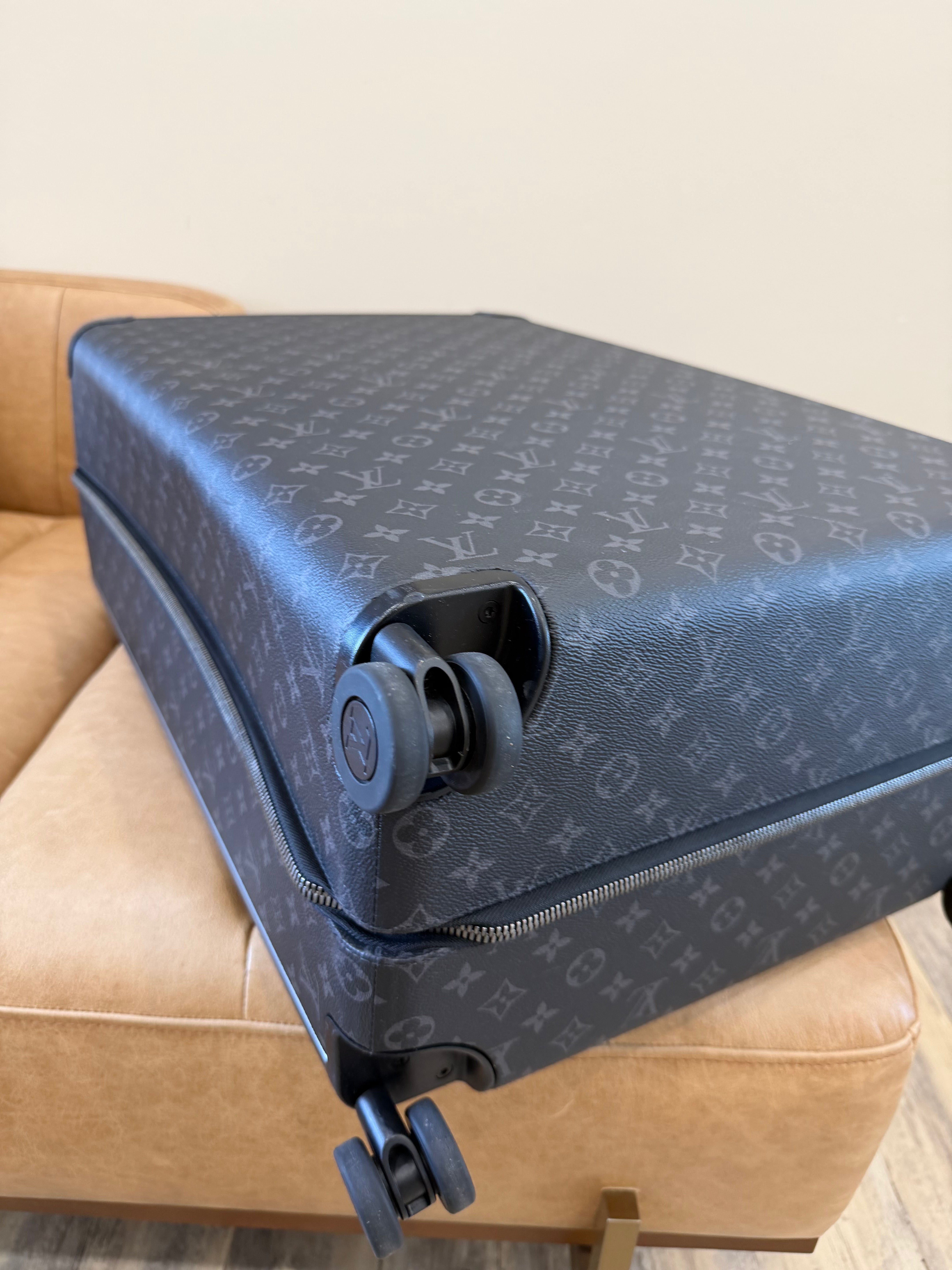 Louis Vuitton Monogram Eclipse Horizon 70 Rolling Luggage