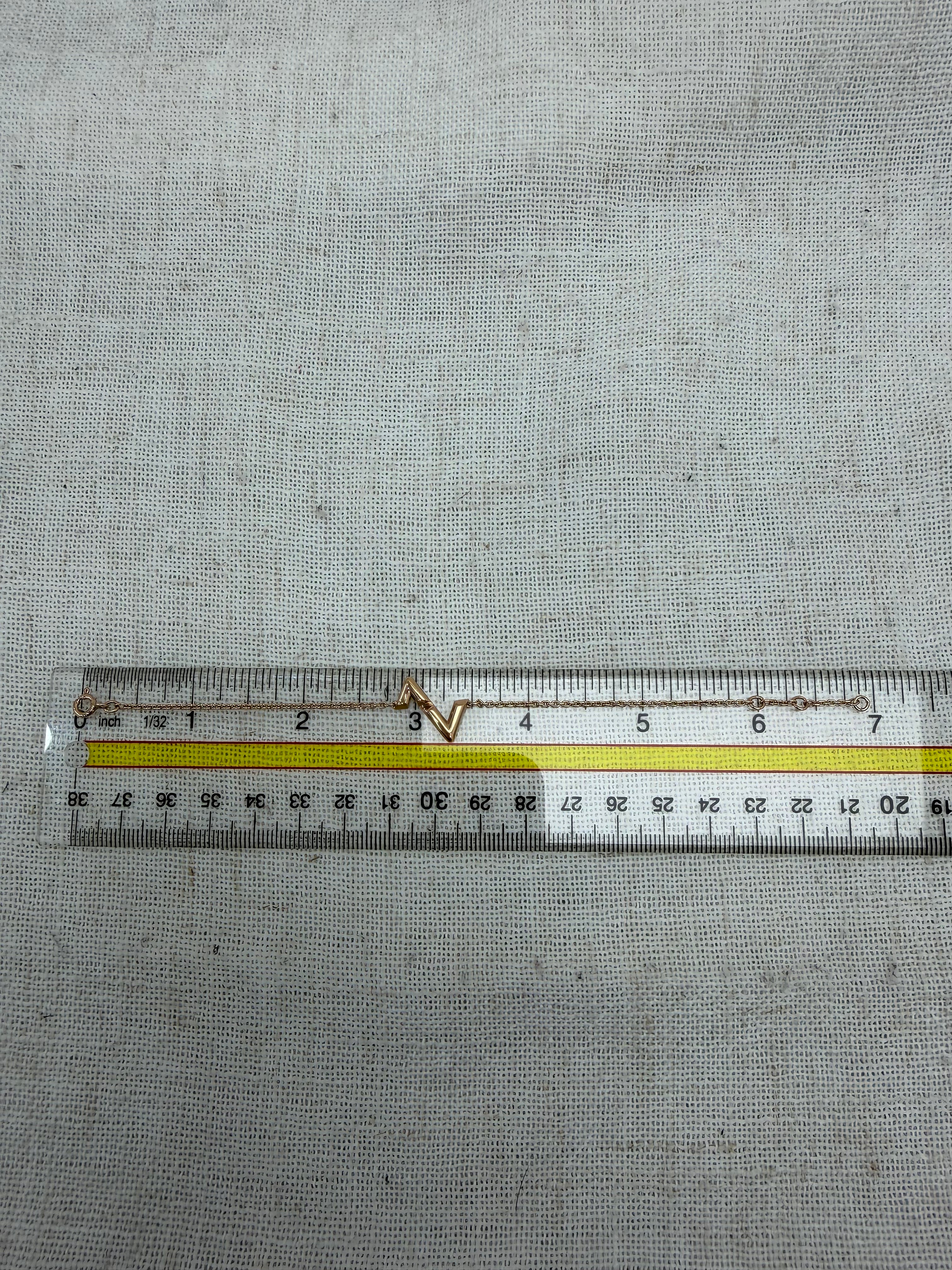 Louis Vuitton Volt Upside Down 18k Gold Chain Bracelet