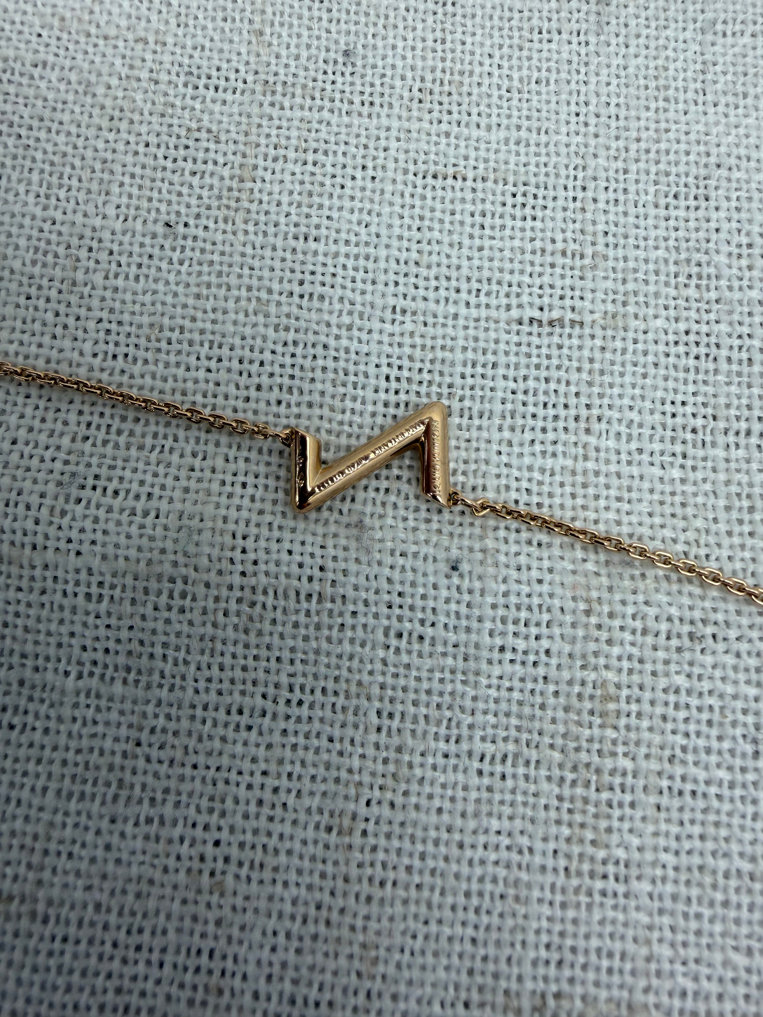 Louis Vuitton Volt Upside Down 18k Gold Chain Bracelet