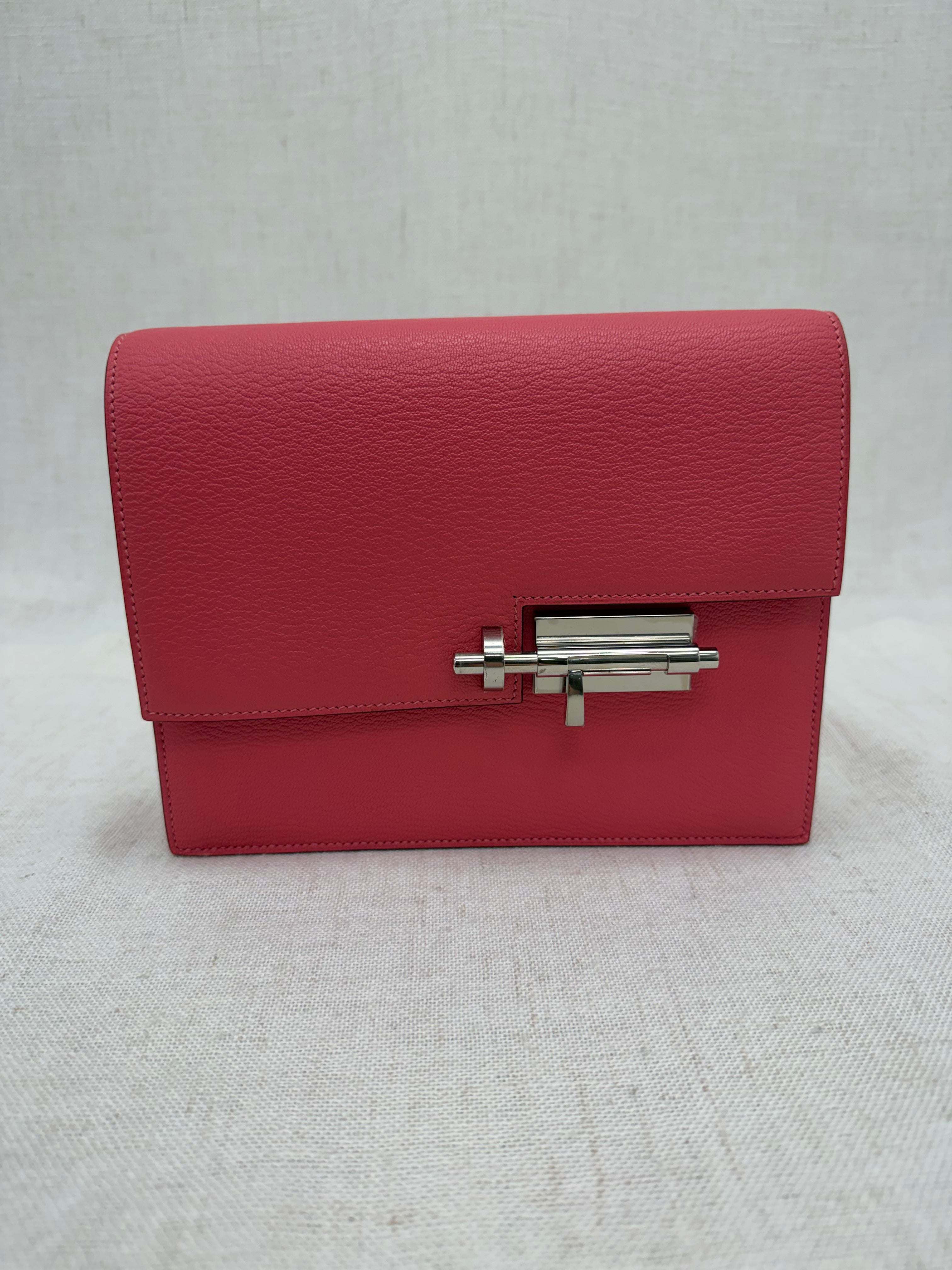 BRAND NEW- Hermes Rose Lipstick Chevre Mysore Verrou Clutch Bag