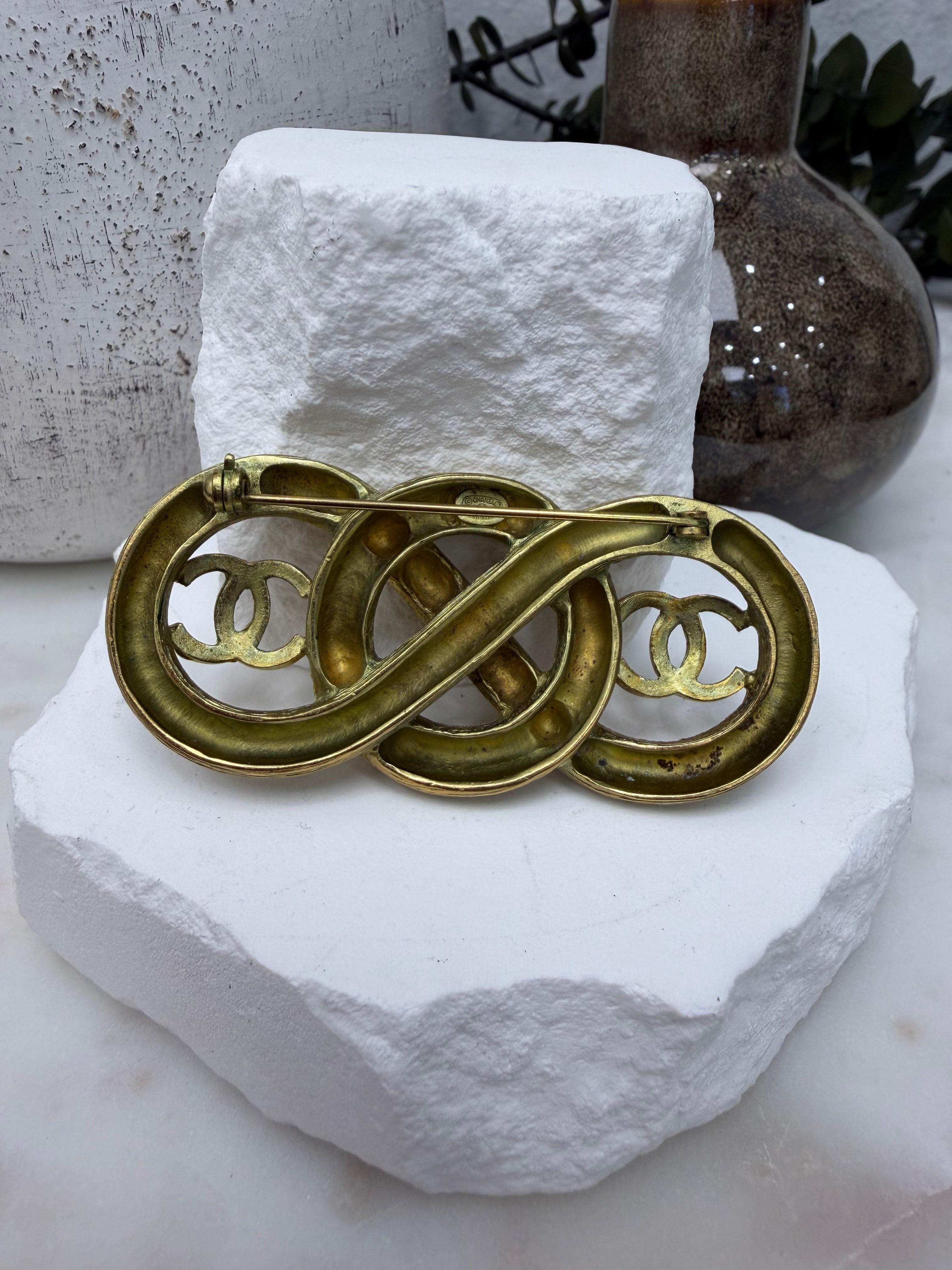 Chanel Vintage Gold Tone CC Infinity Brooch