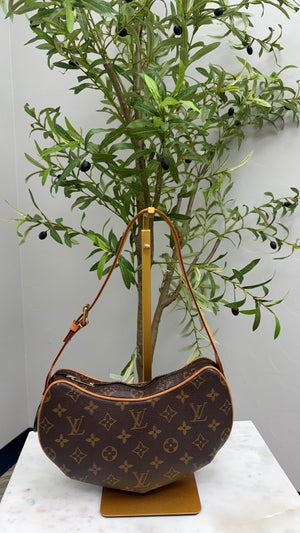 *DONS DROP* Louis Vuitton Monogram Croissant PM Handbag