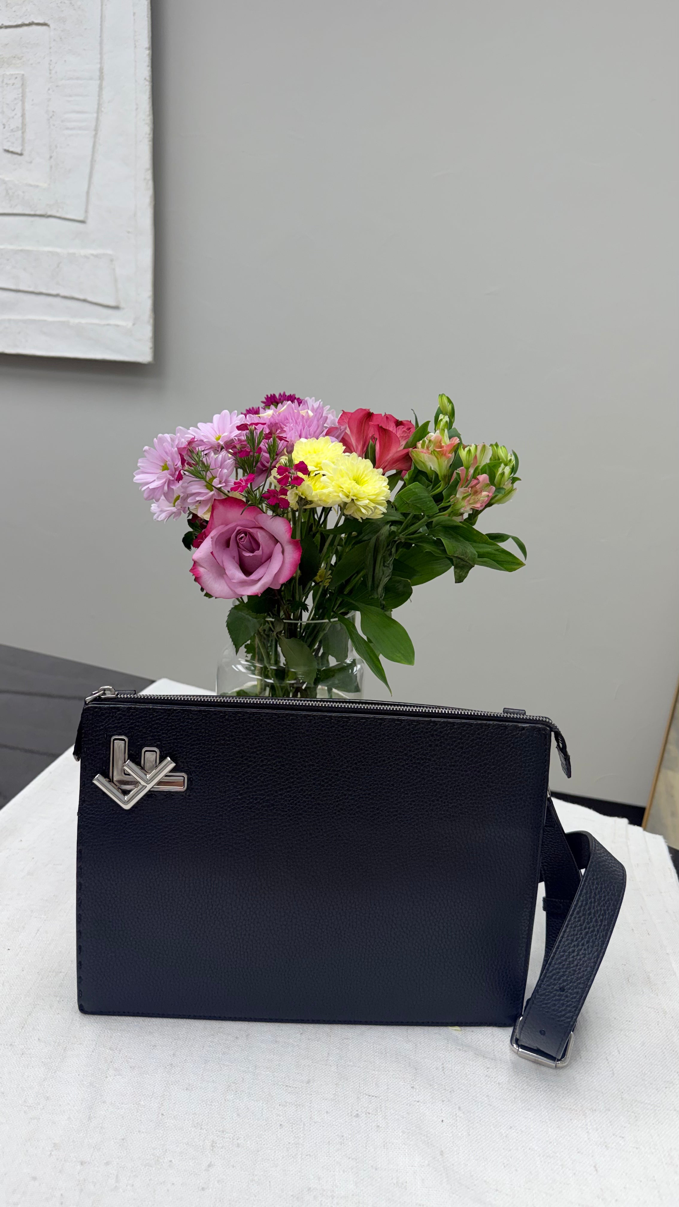 *DONS PRE DROP* Fendi Black Grained Leather FF Turnlock Medium Crossbody Bag