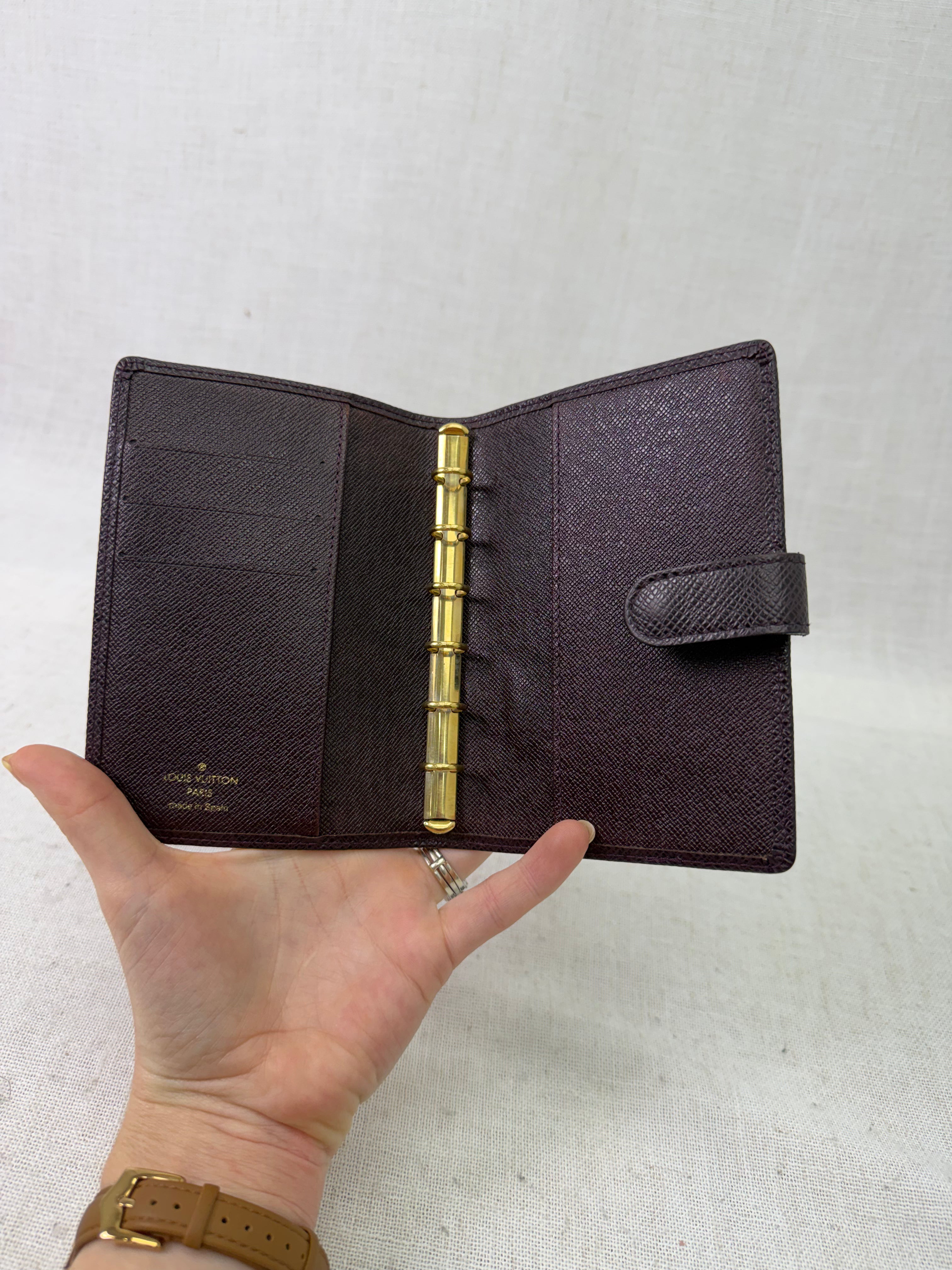 Louis Vuitton Plum Taiga Passport Agenda PM