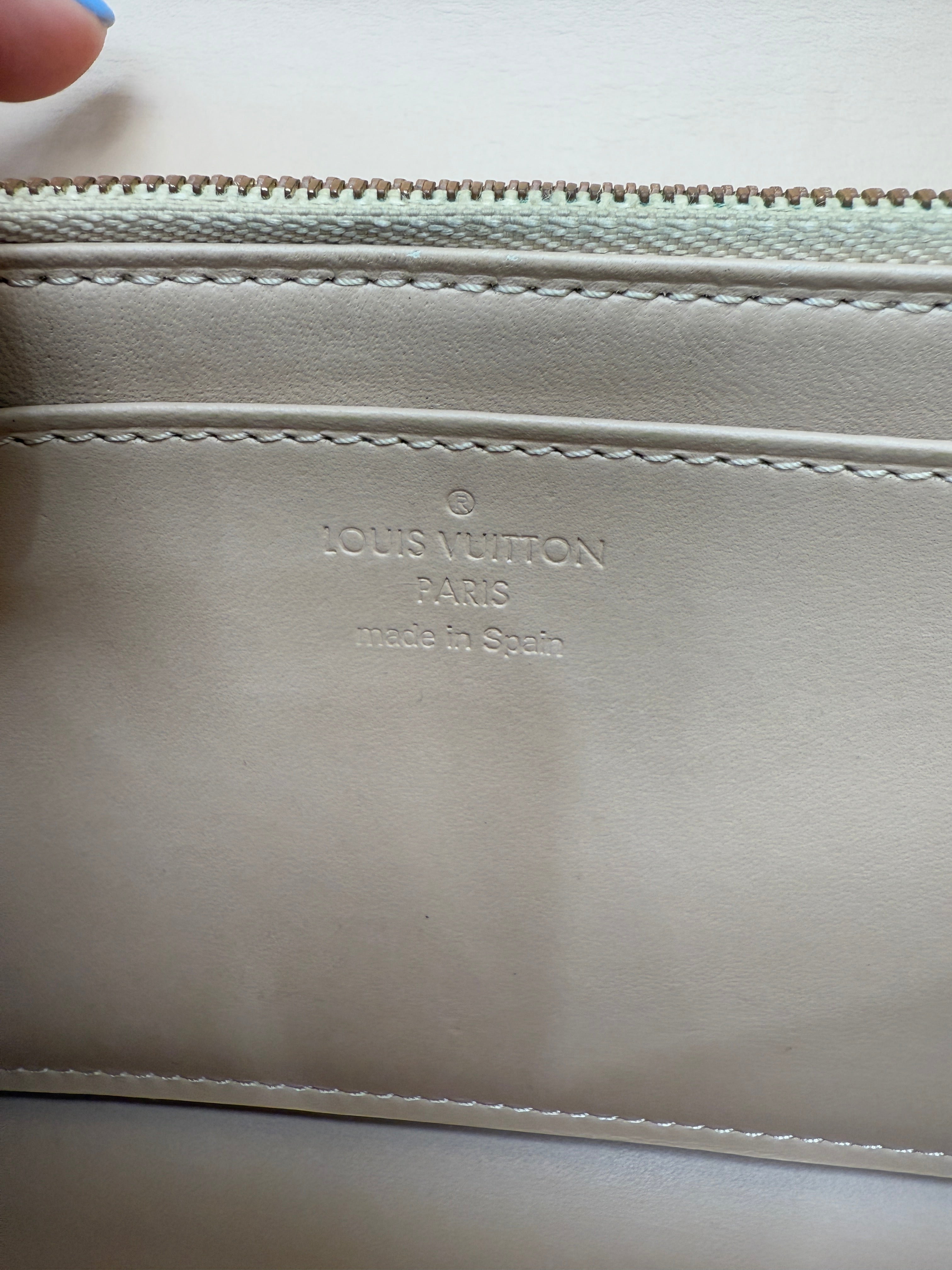Louis Vuitton Beige Patent Leather Louis Long Wallet