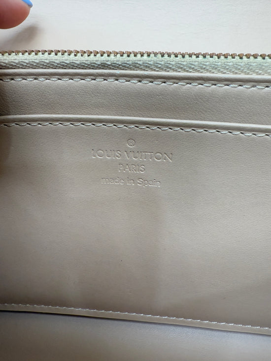 Louis Vuitton Beige Patent Leather Louis Long Wallet